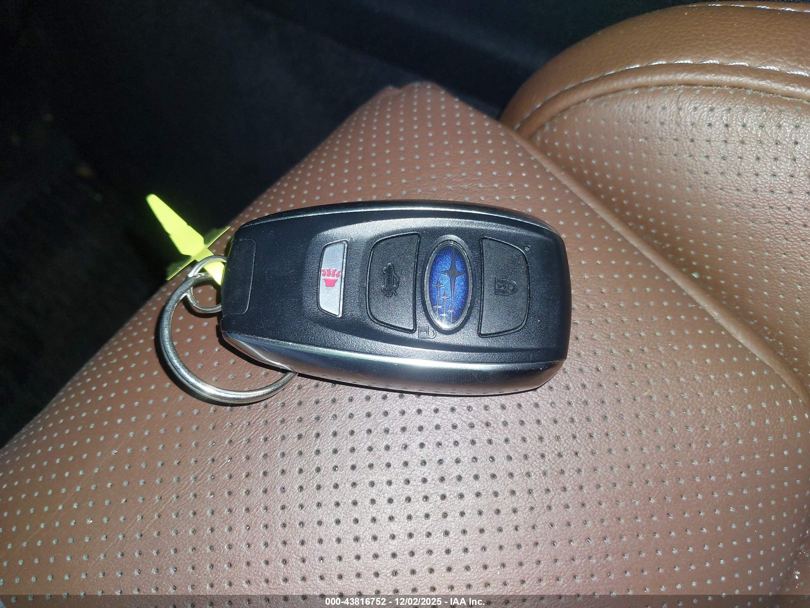 SUBARU OUTBACK image 11