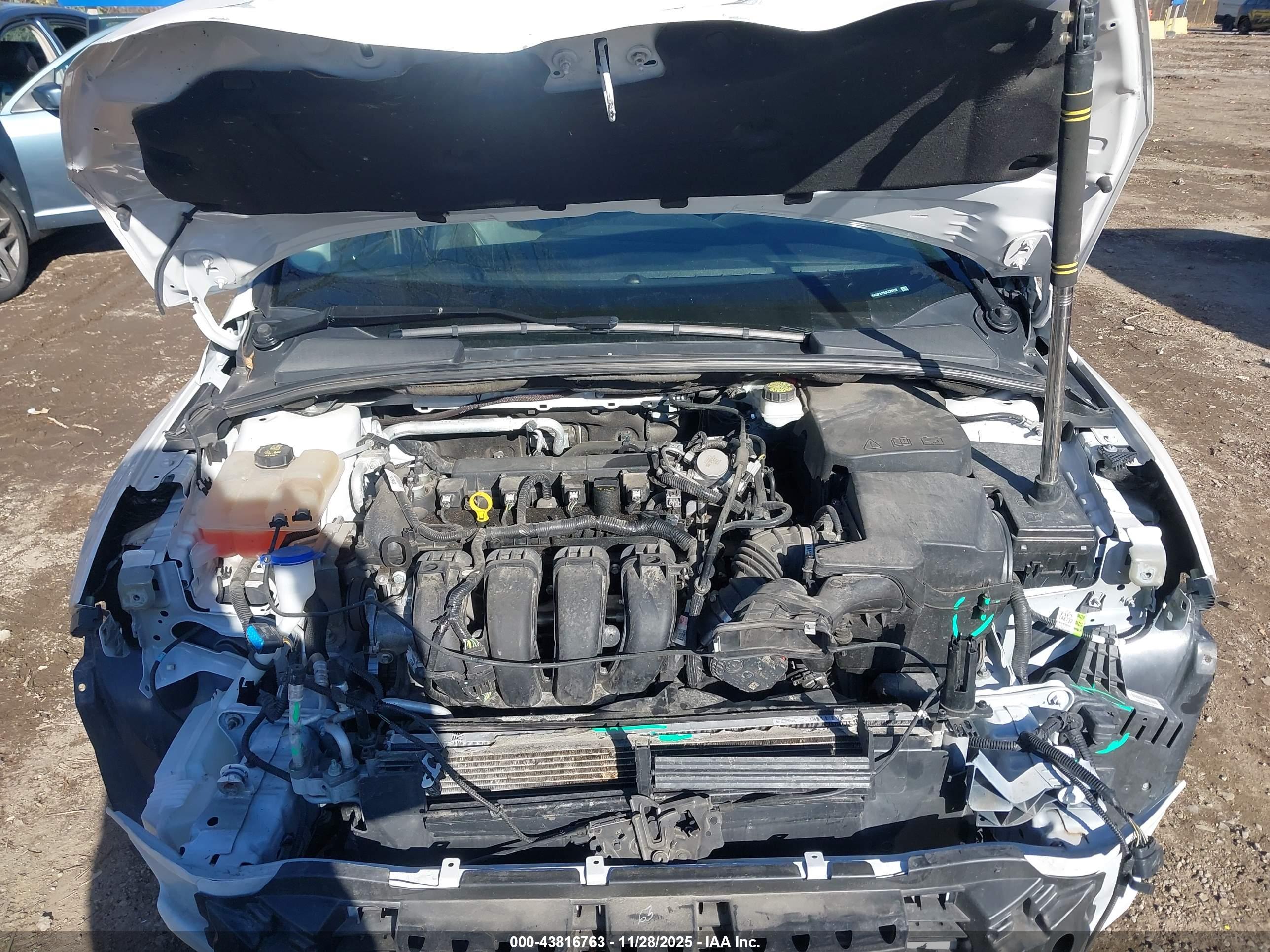 FORD FOCUS image 10