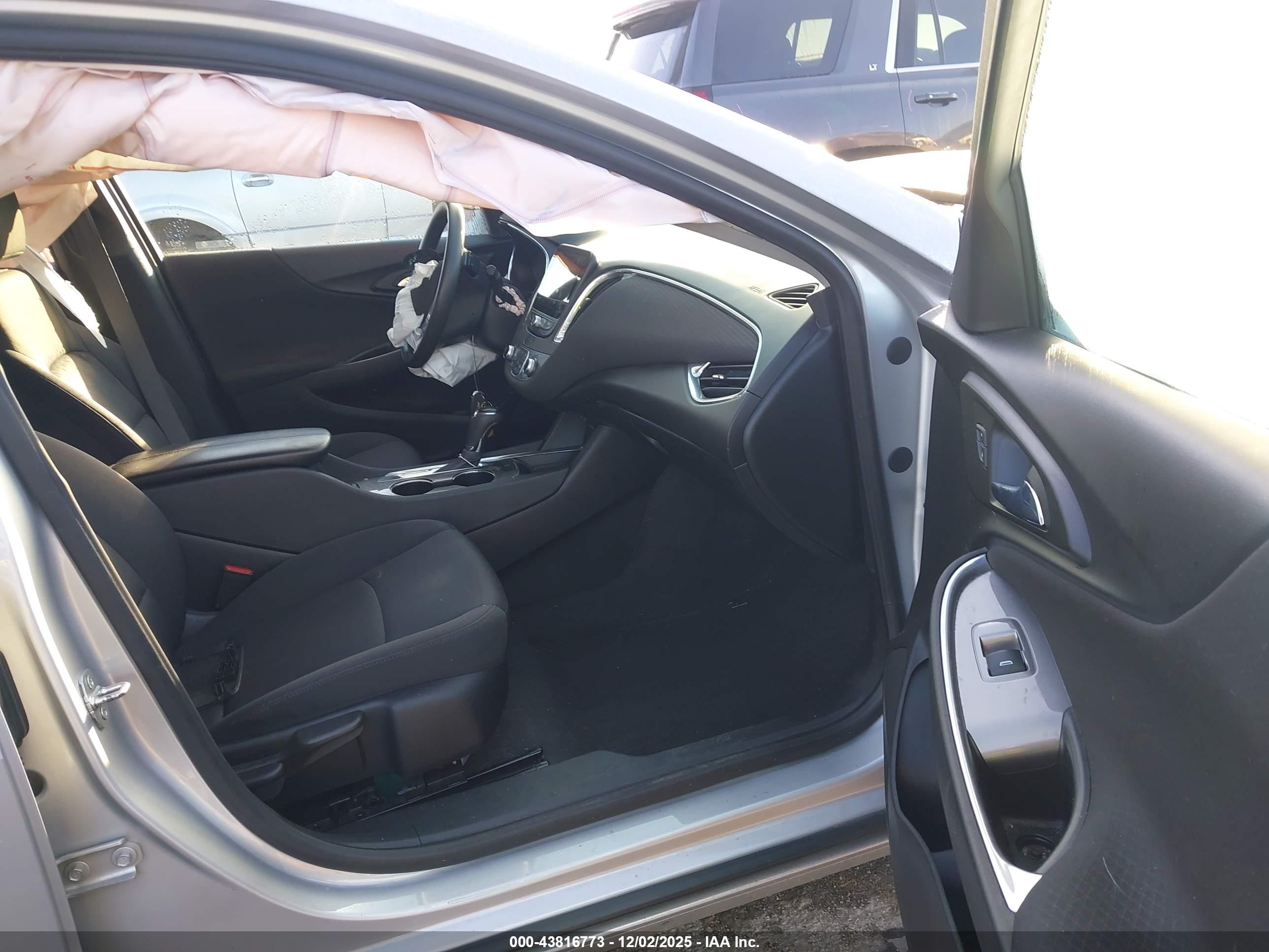 CHEVROLET MALIBU image 5