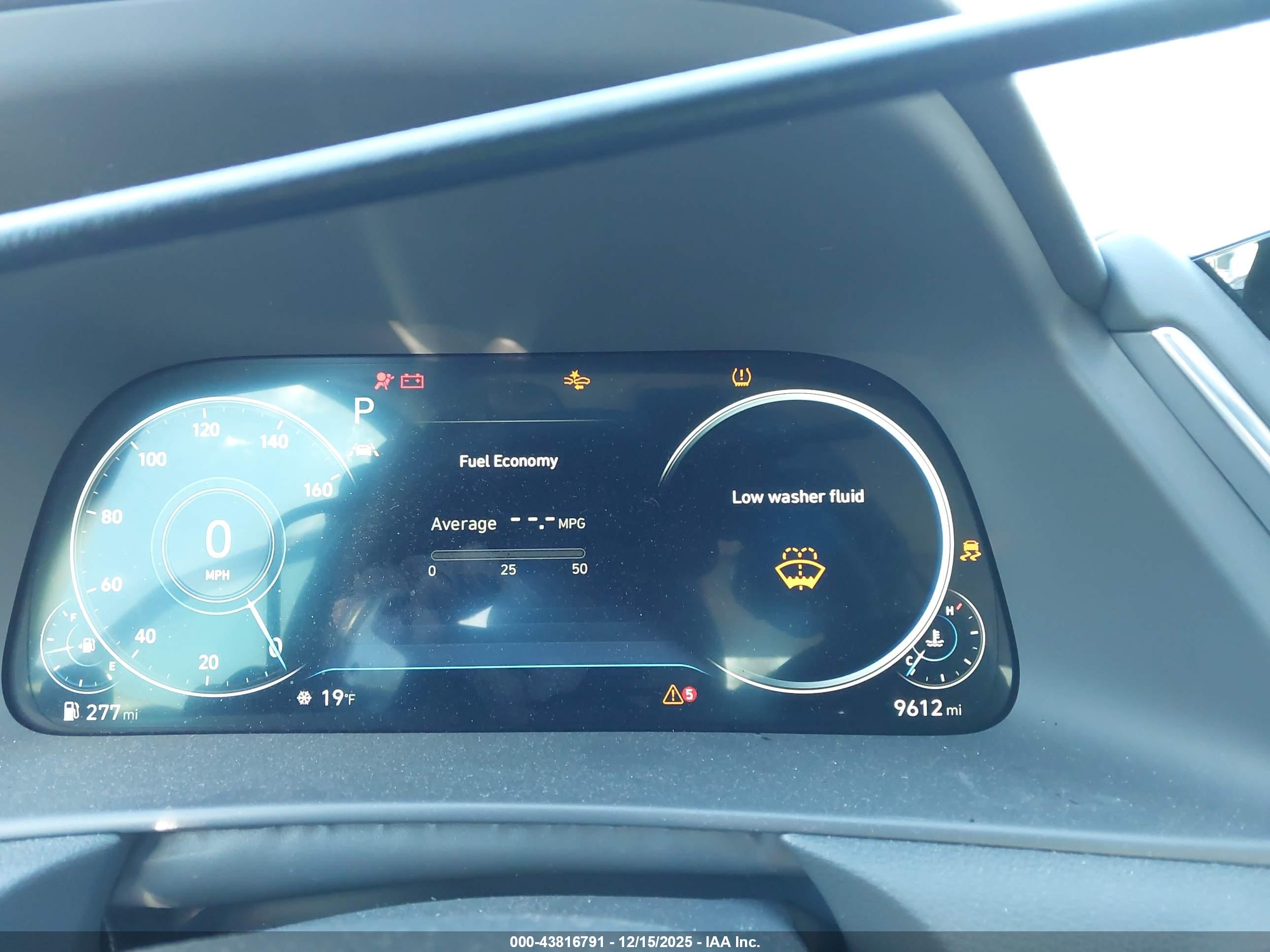 HYUNDAI SONATA image 7