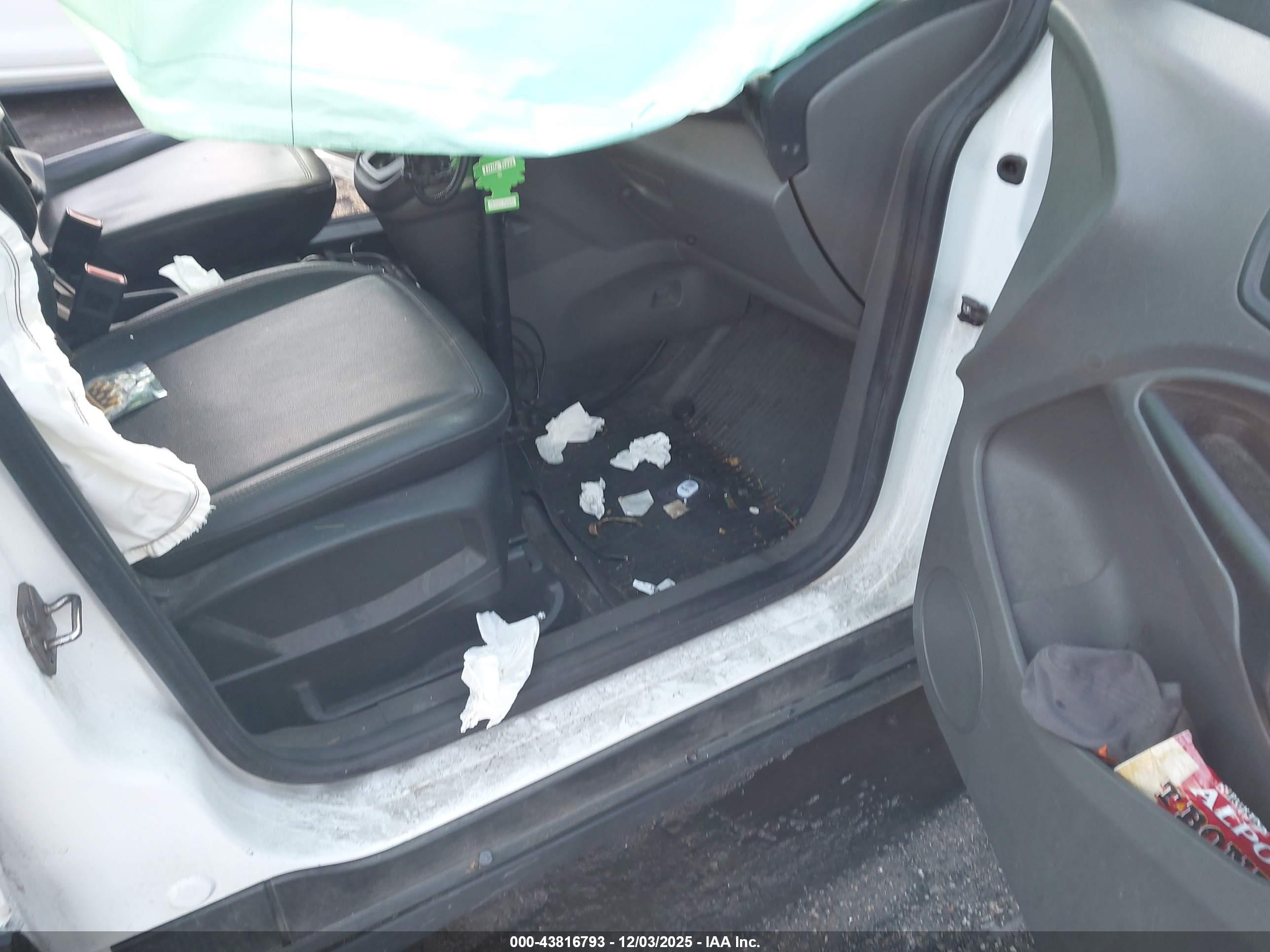 FORD TRANSIT image 5