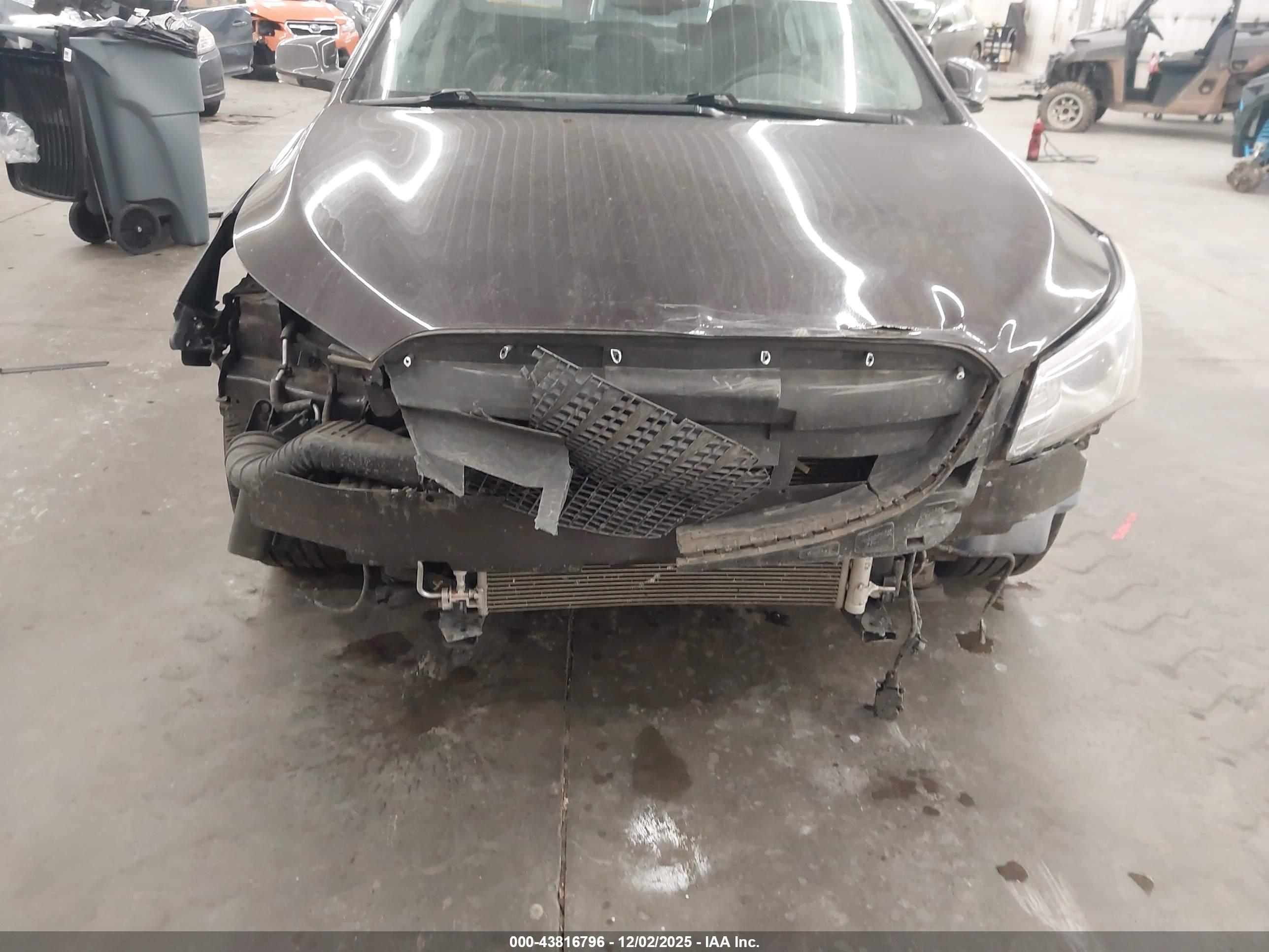 BUICK LACROSSE image 6