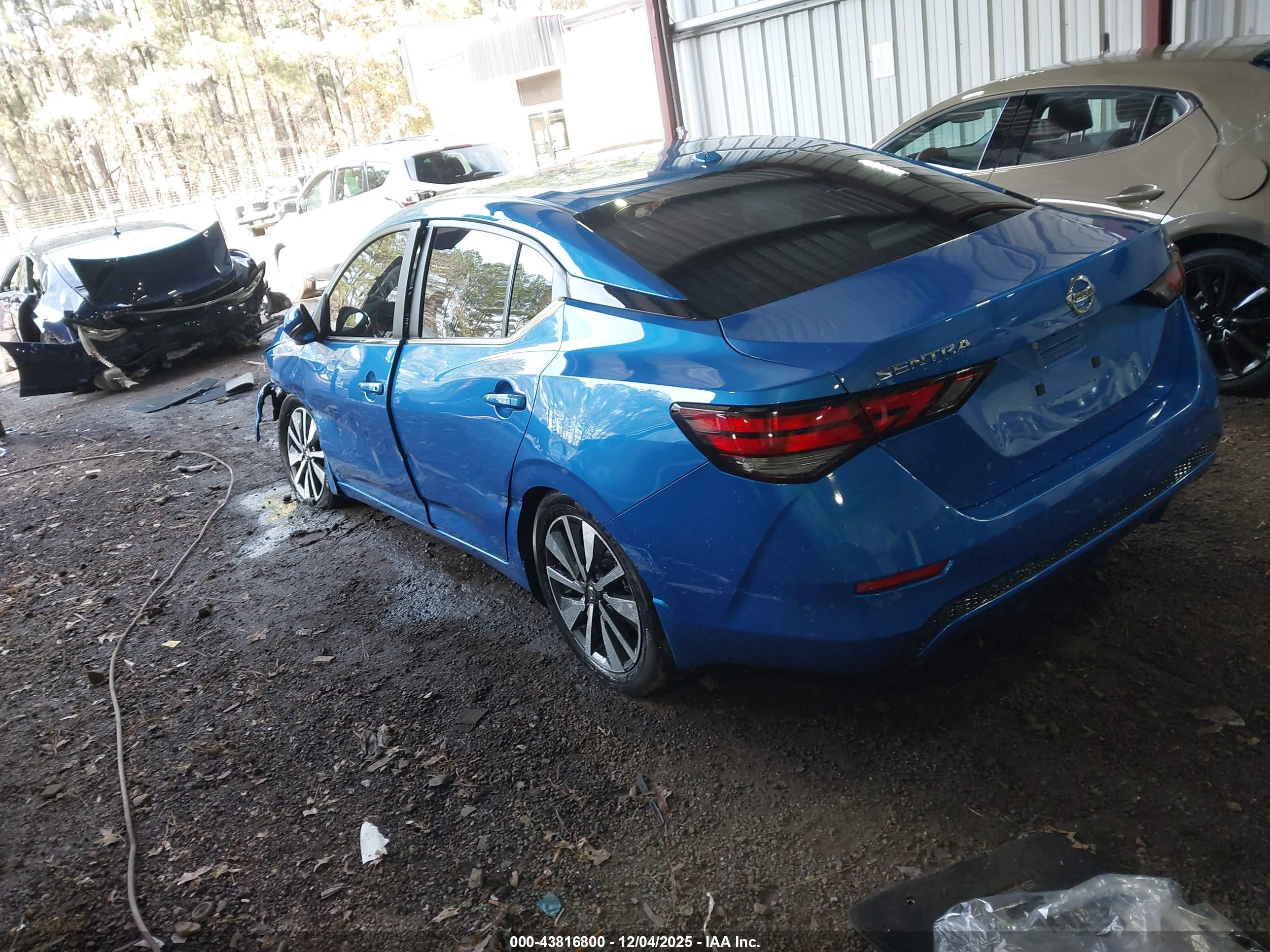 NISSAN SENTRA image 3