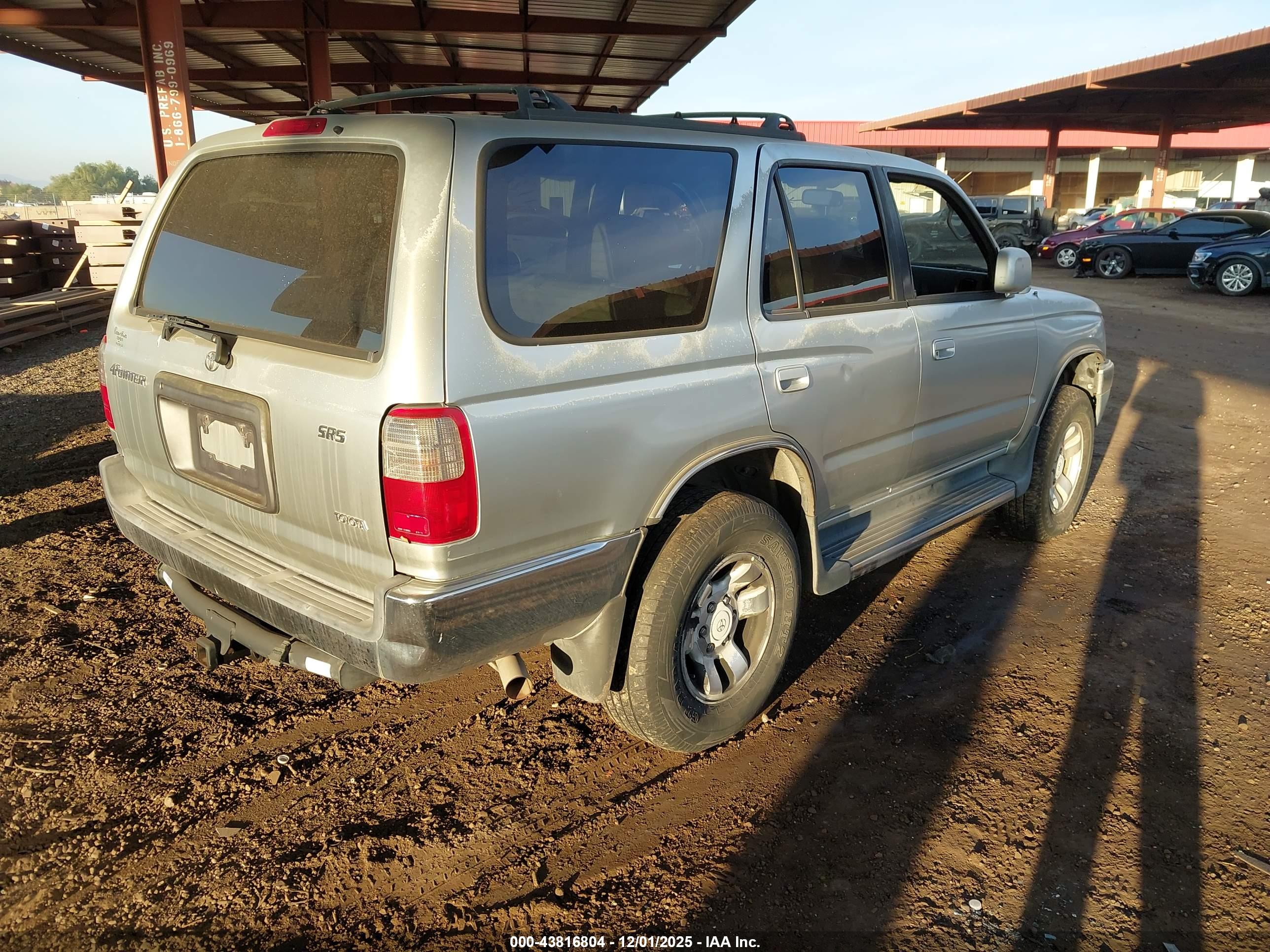 TOYOTA 4RUNNER image 4