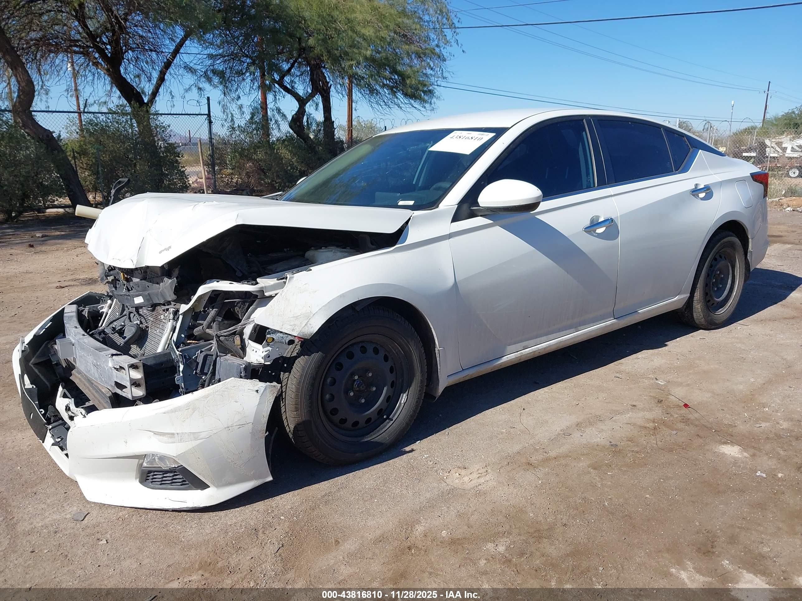 NISSAN ALTIMA image 6