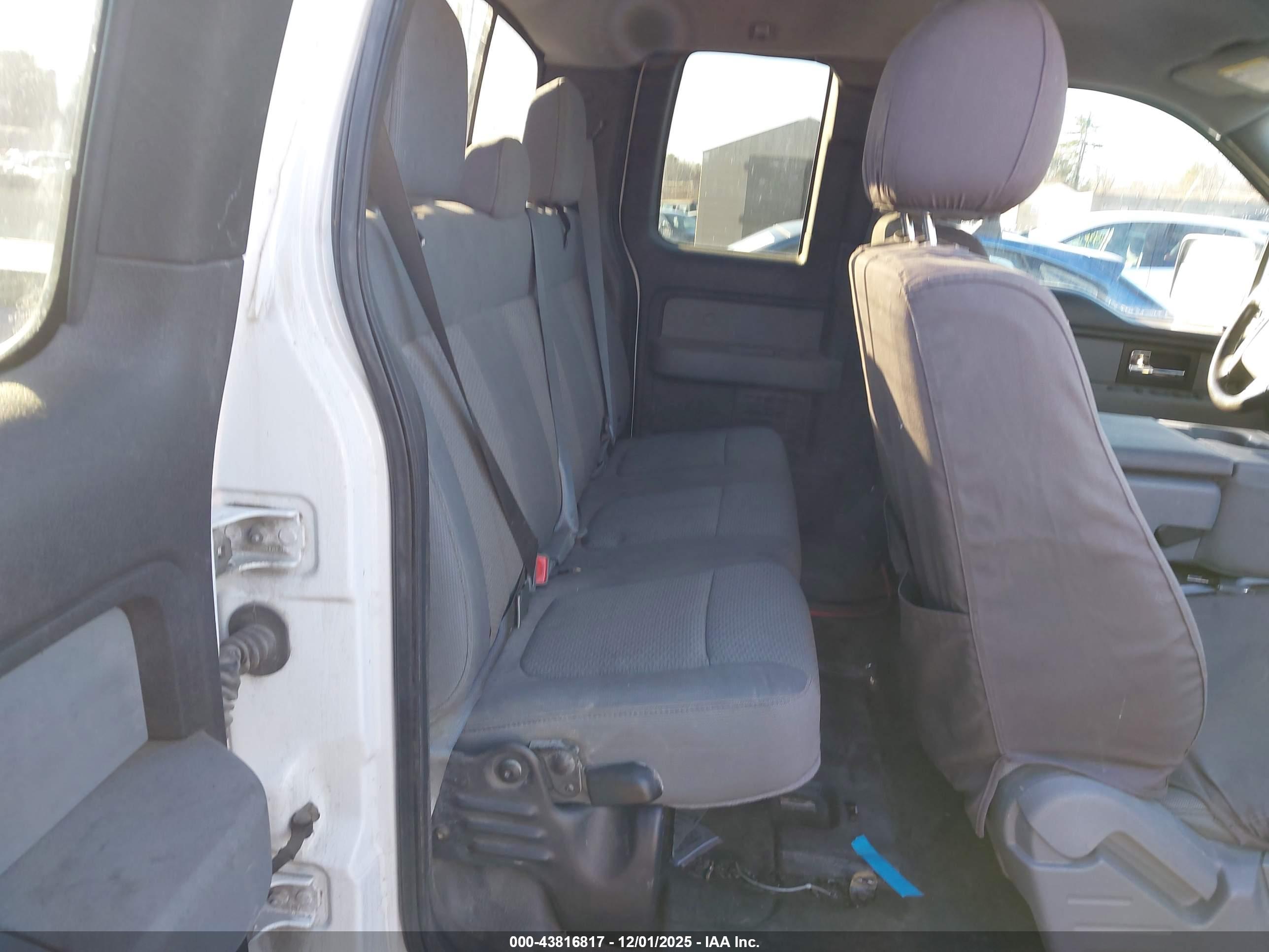 FORD F-150 image 8