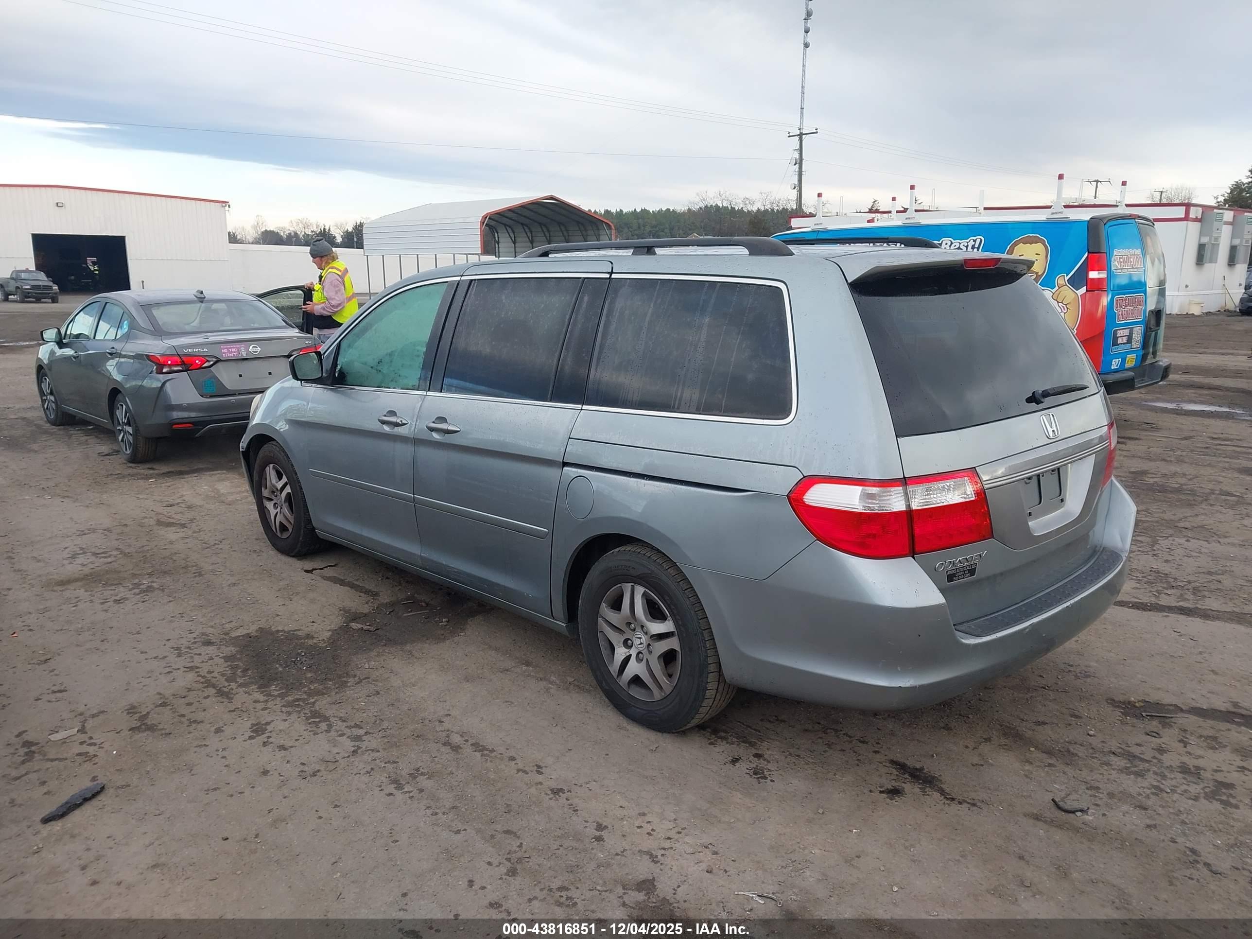 HONDA ODYSSEY image 3