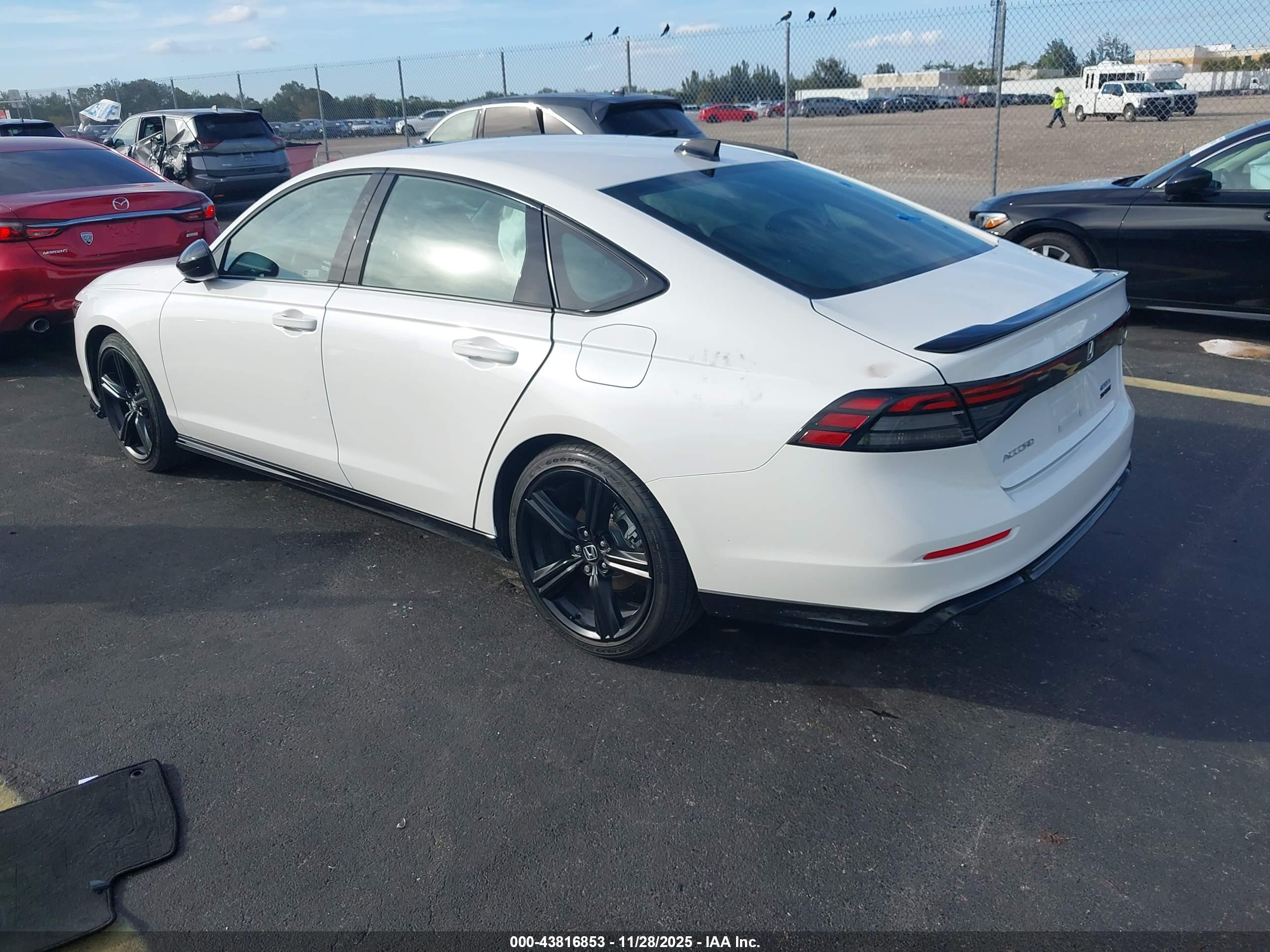 HONDA ACCORD image 3