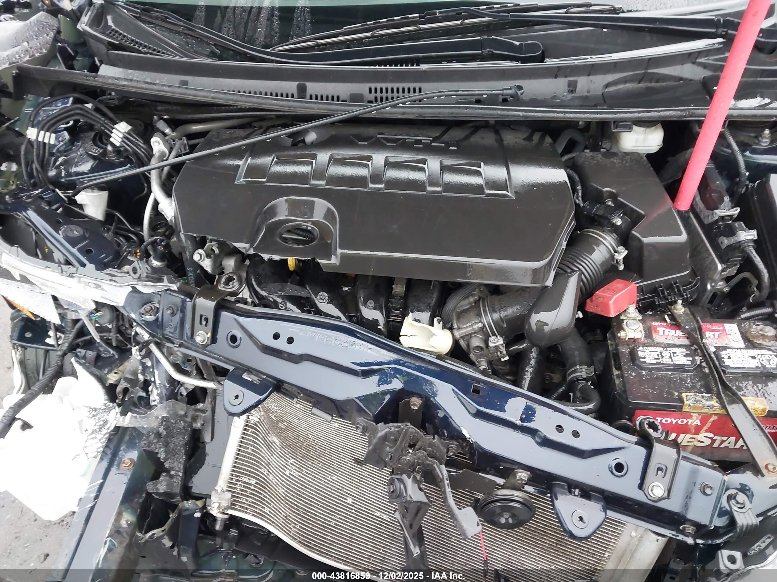 TOYOTA COROLLA image 10