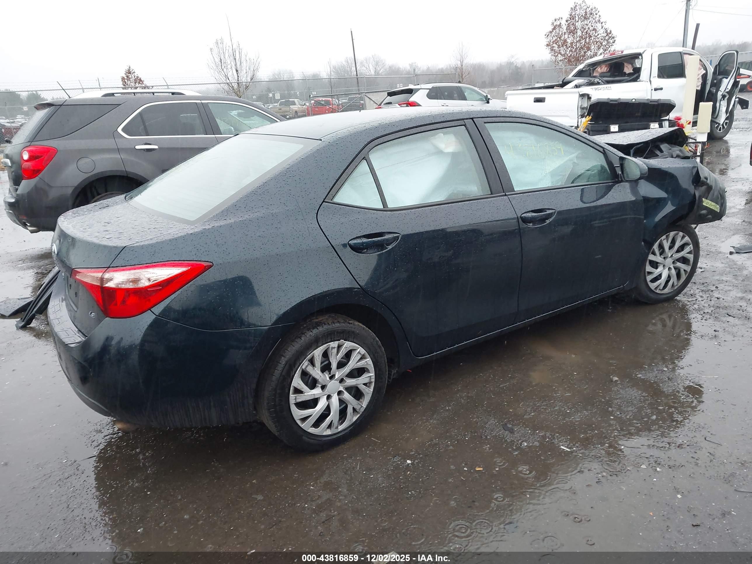 TOYOTA COROLLA image 4