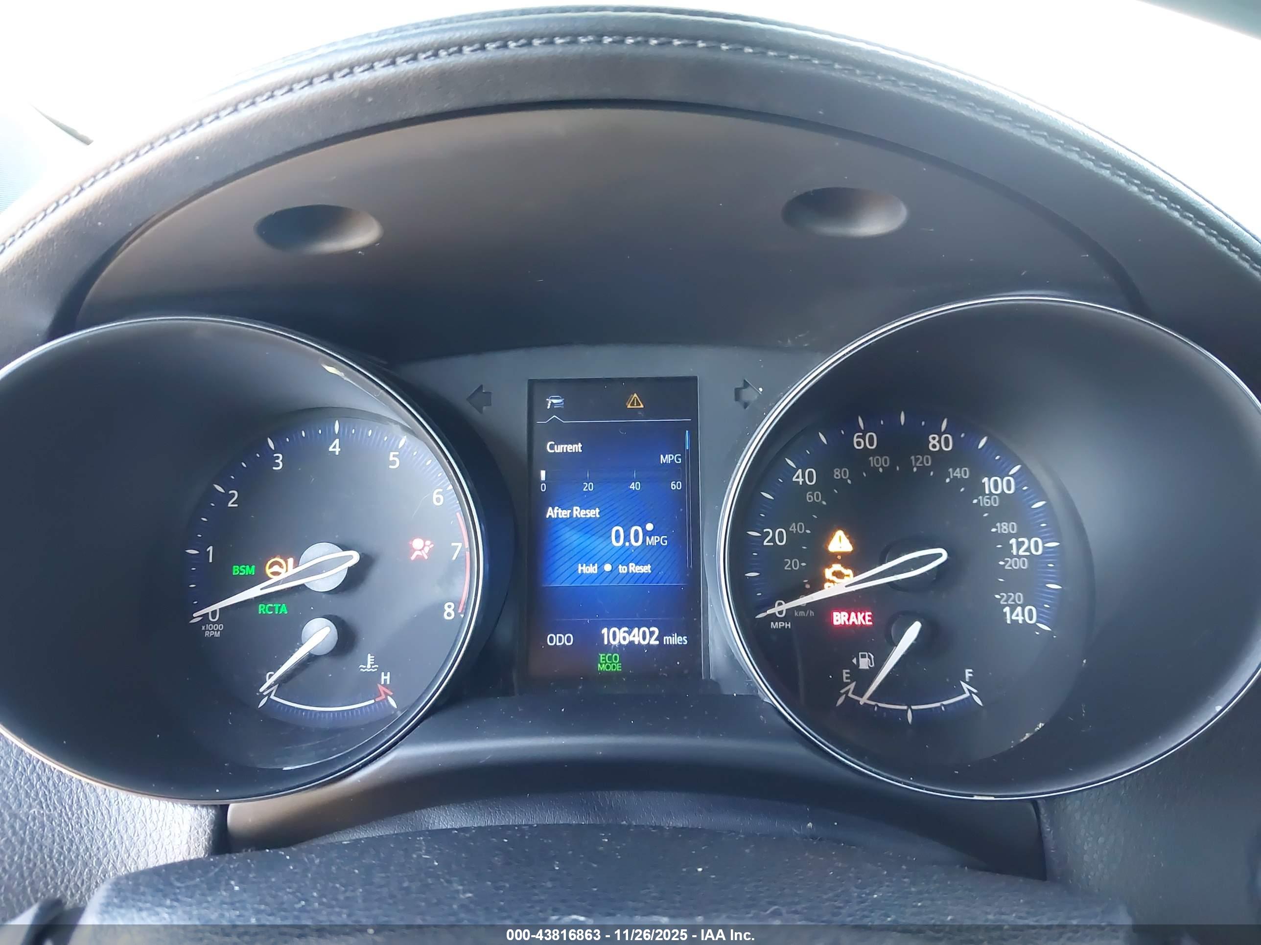 TOYOTA C-HR image 7