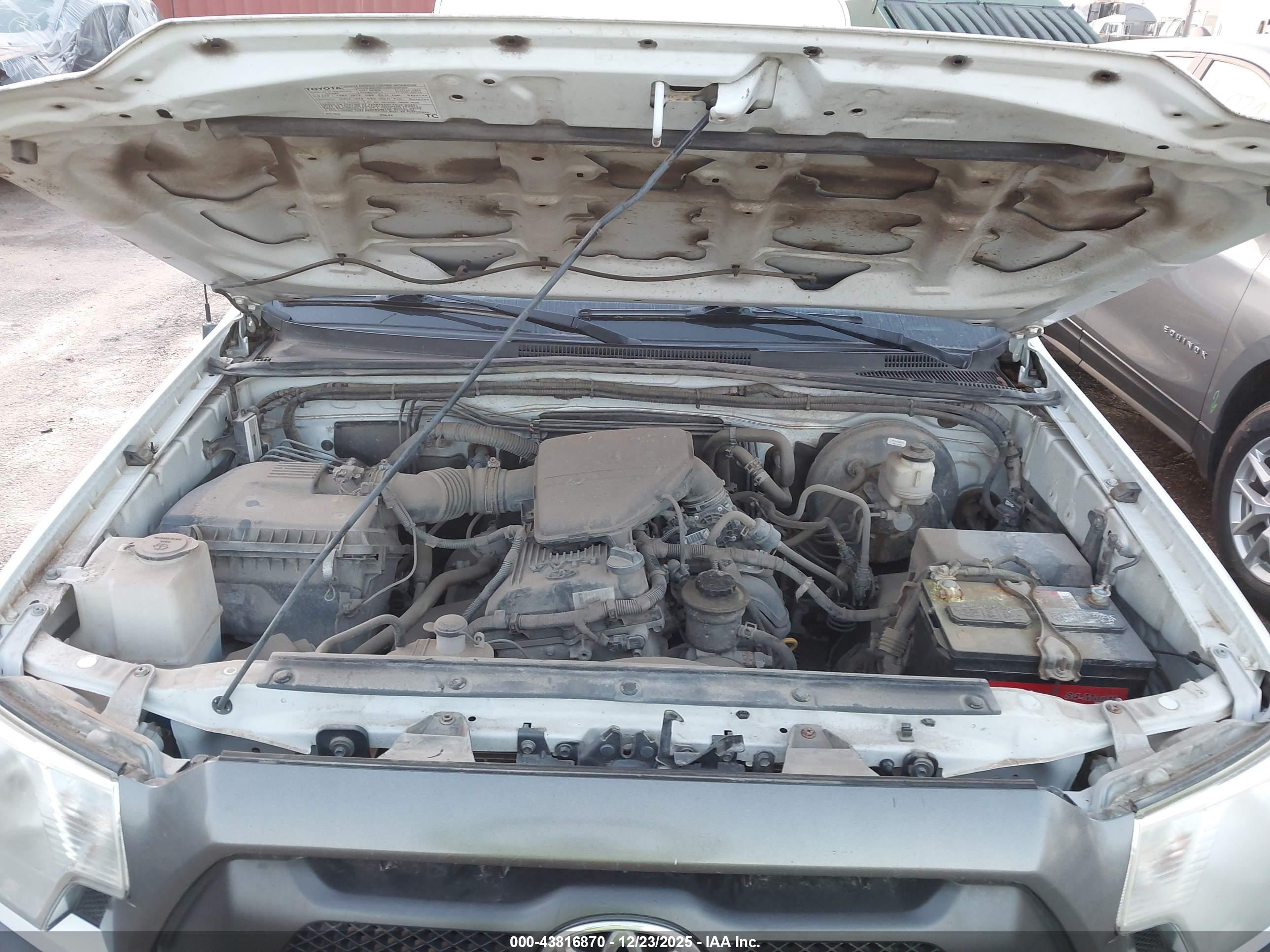 TOYOTA TACOMA image 10