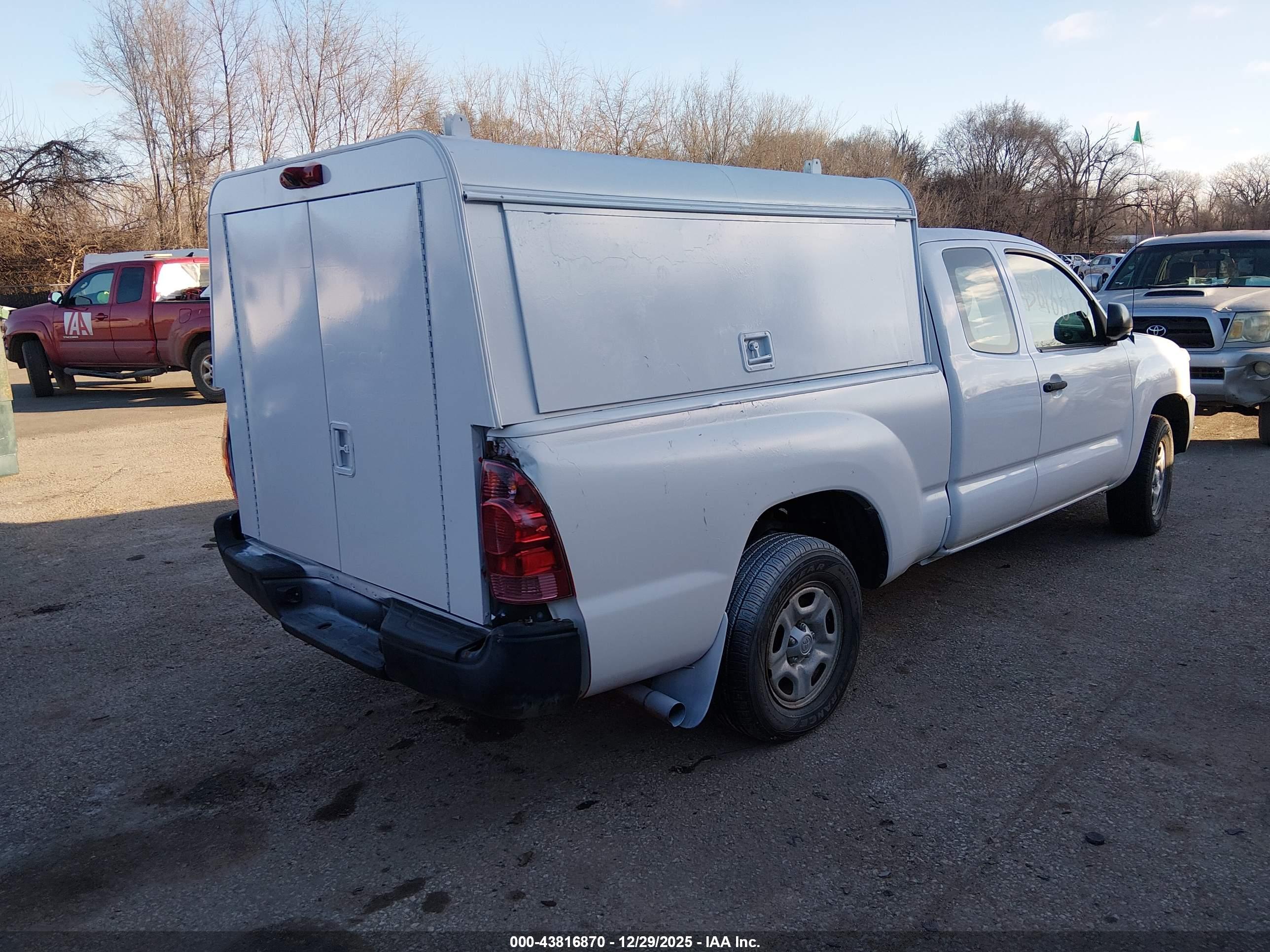 TOYOTA TACOMA image 4