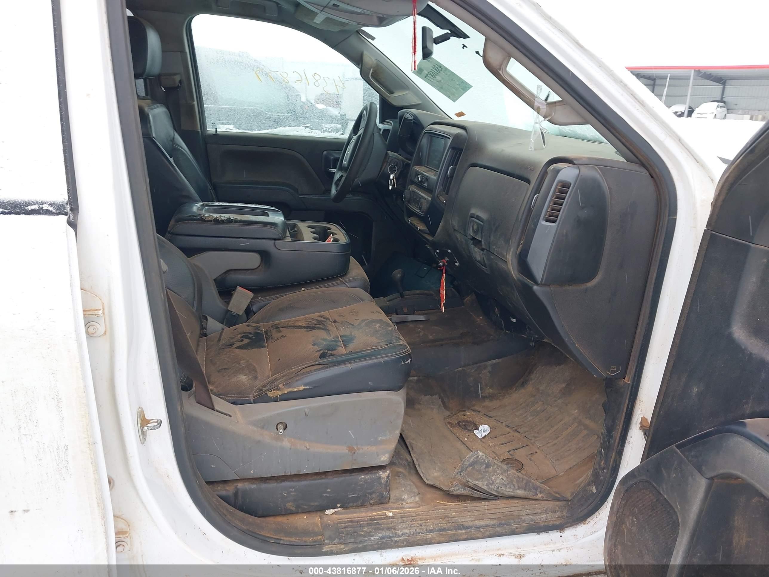 GMC SIERRA image 5