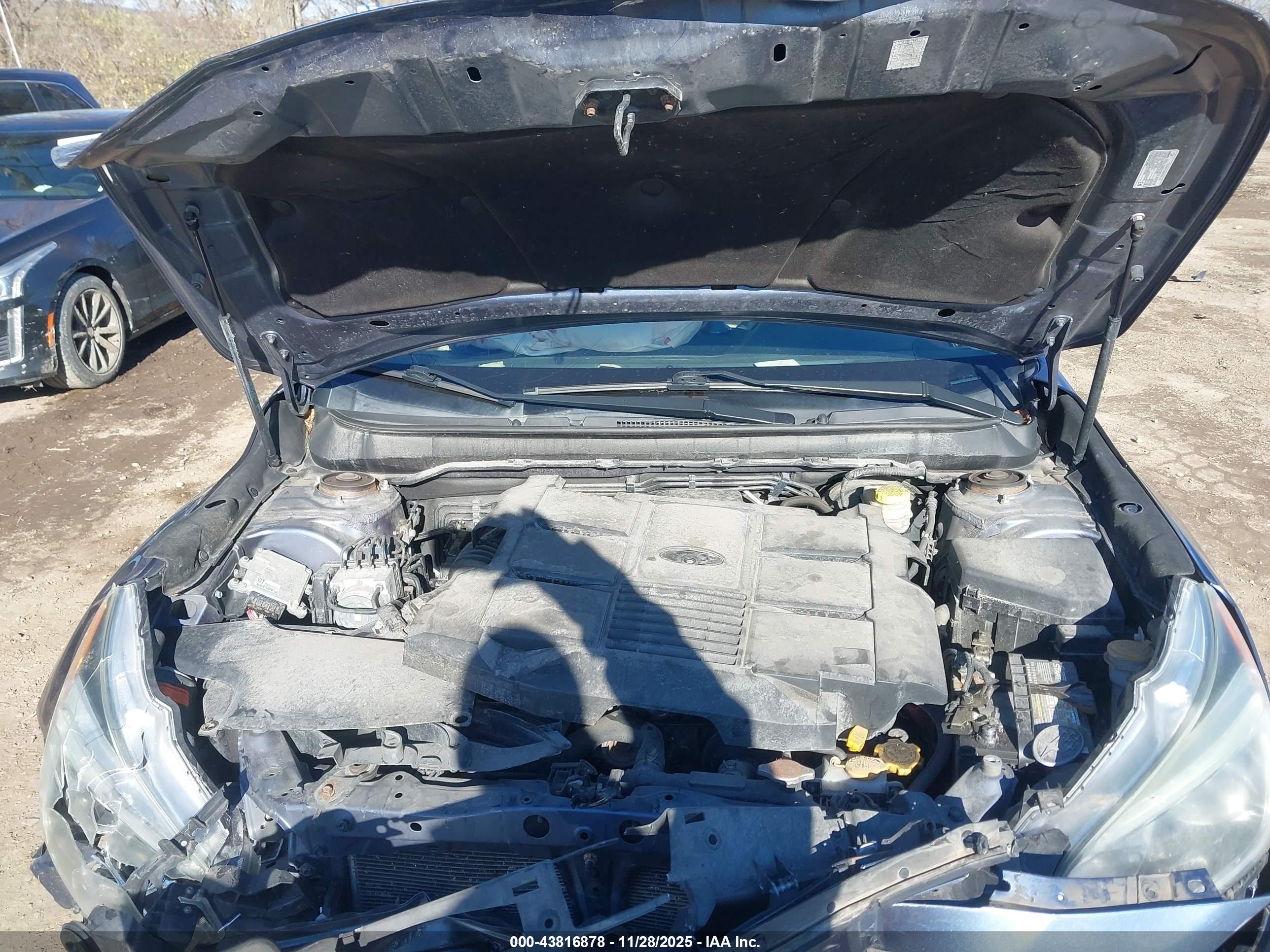 SUBARU LEGACY image 10