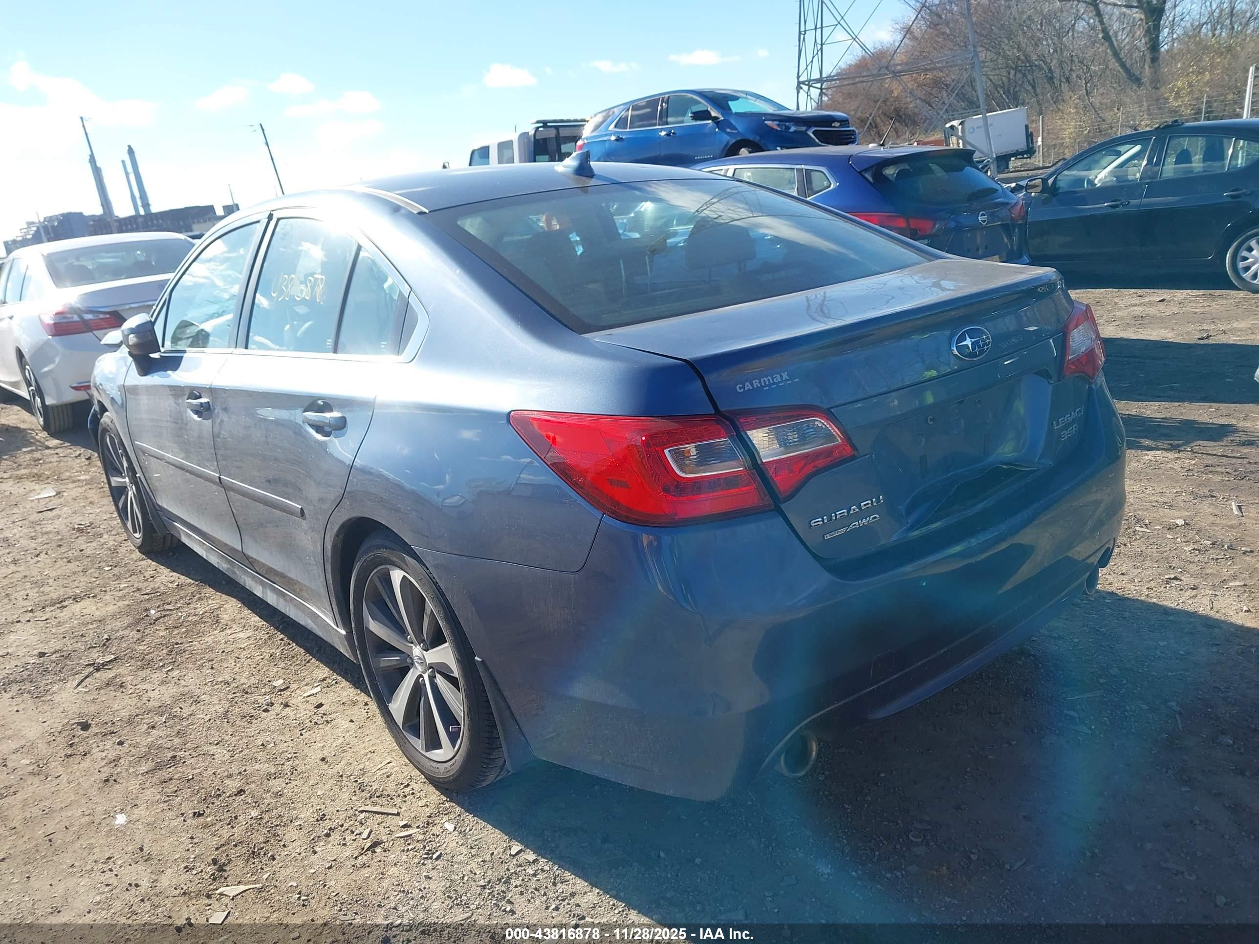 SUBARU LEGACY image 3