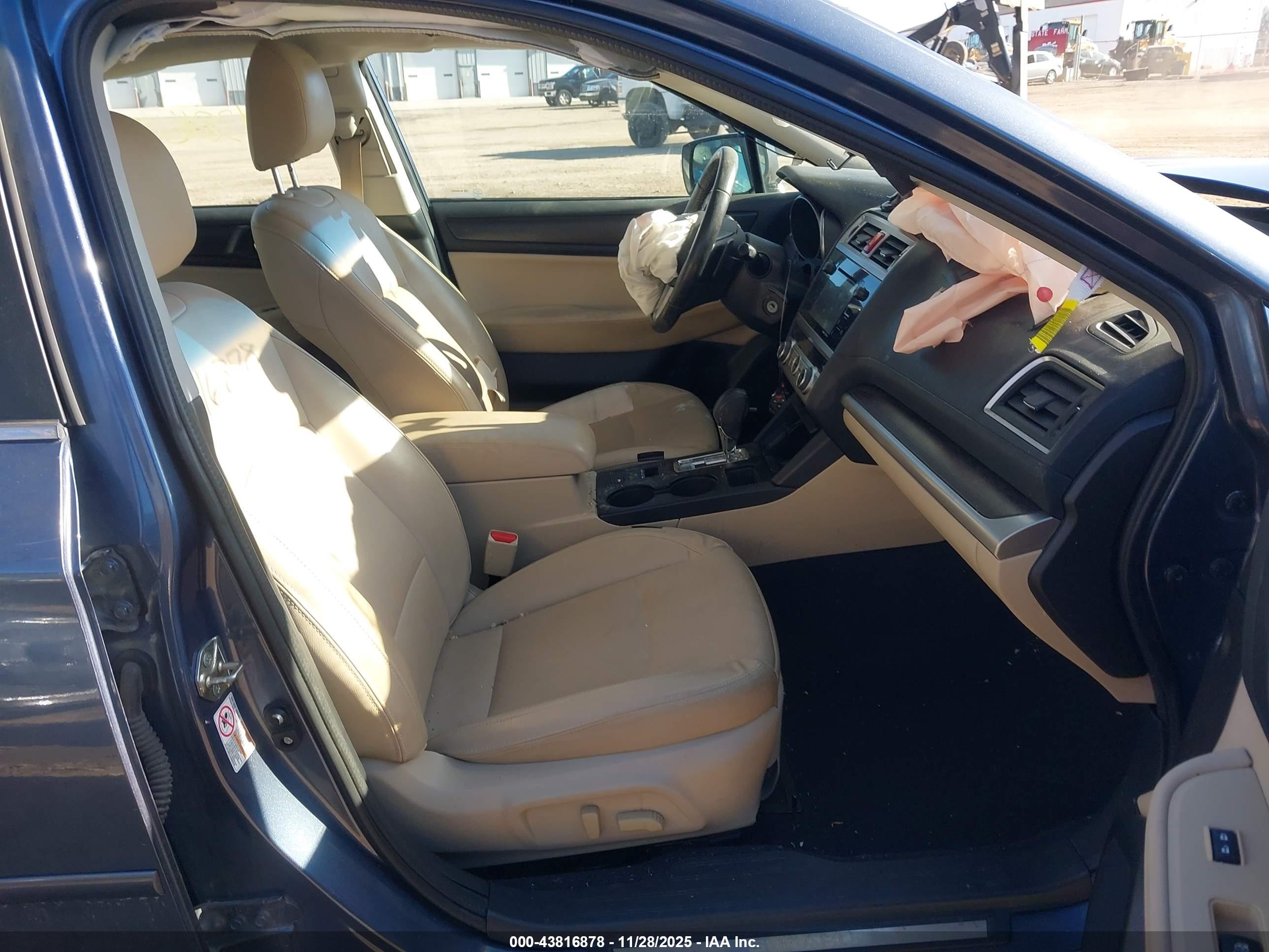 SUBARU LEGACY image 5