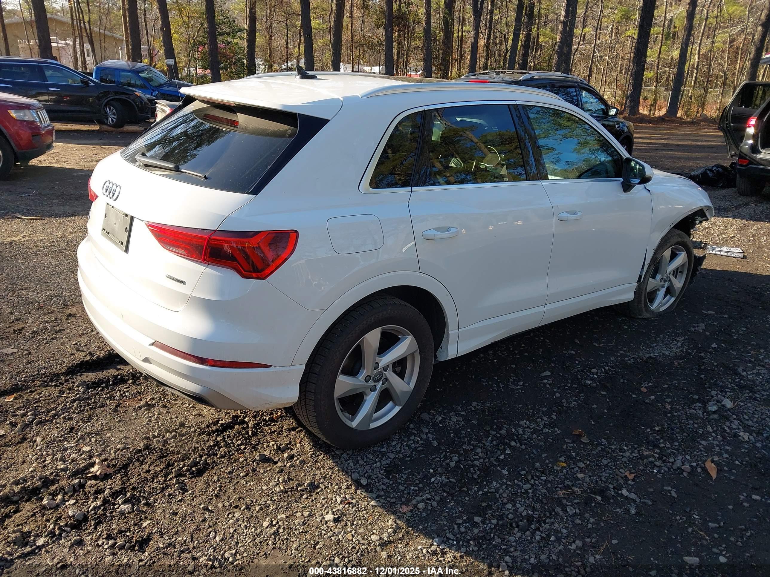 AUDI Q3 image 4