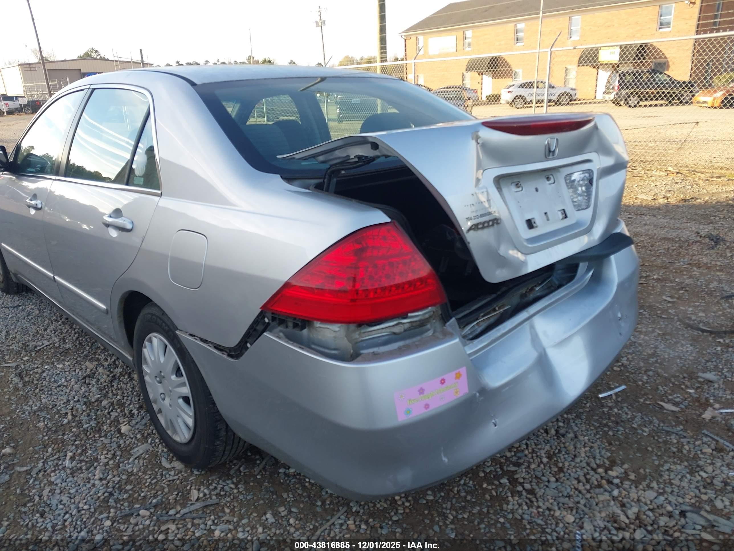 HONDA ACCORD image 6