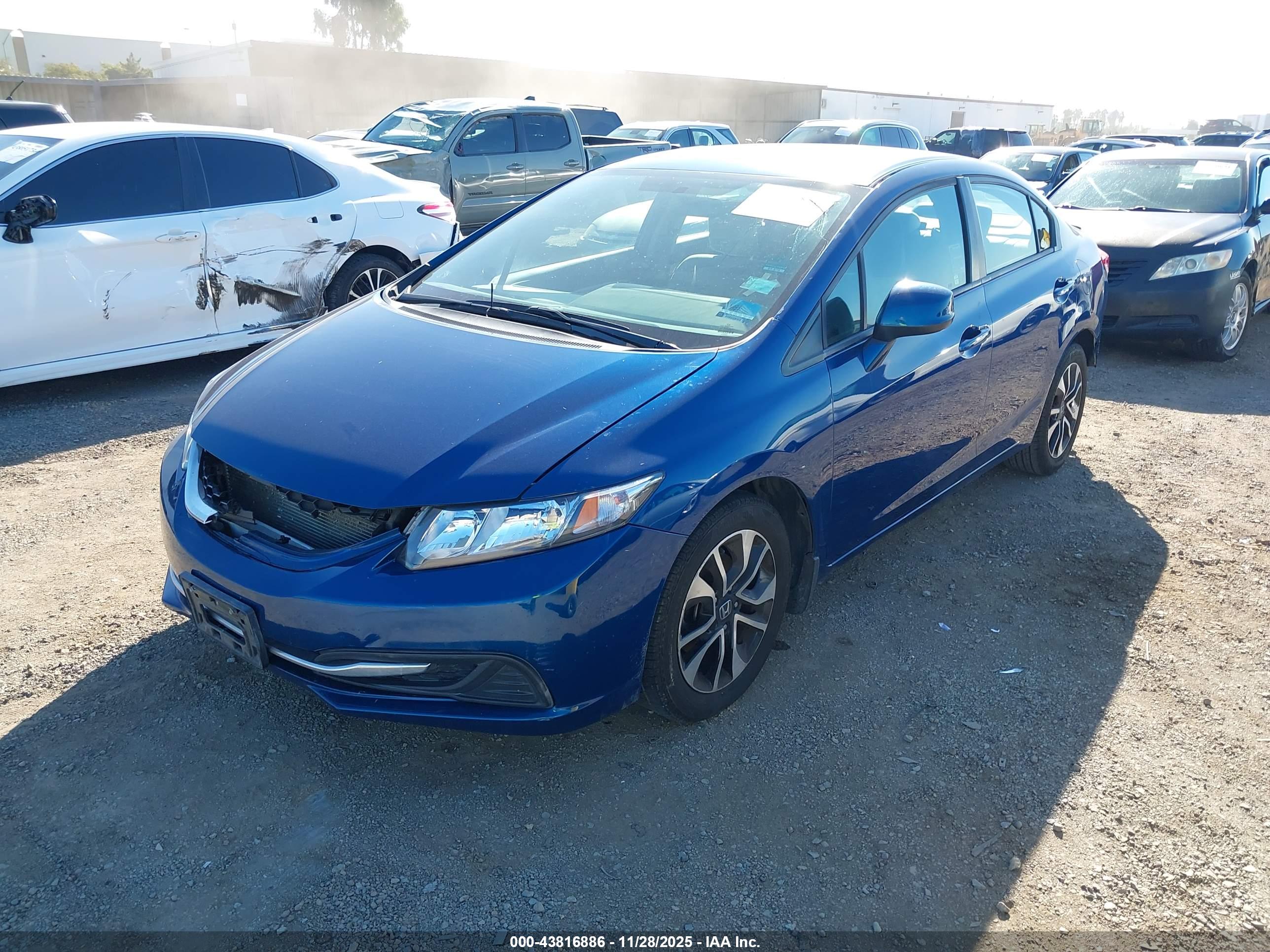 HONDA CIVIC image 2
