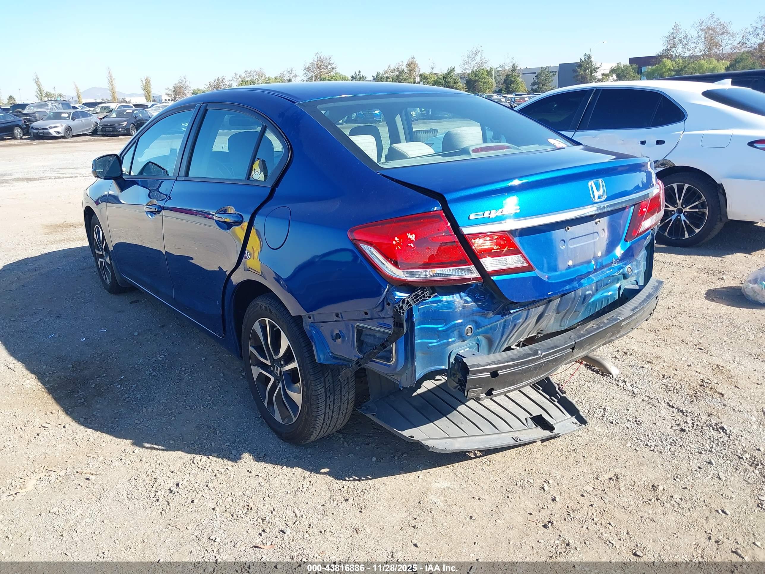 HONDA CIVIC image 3