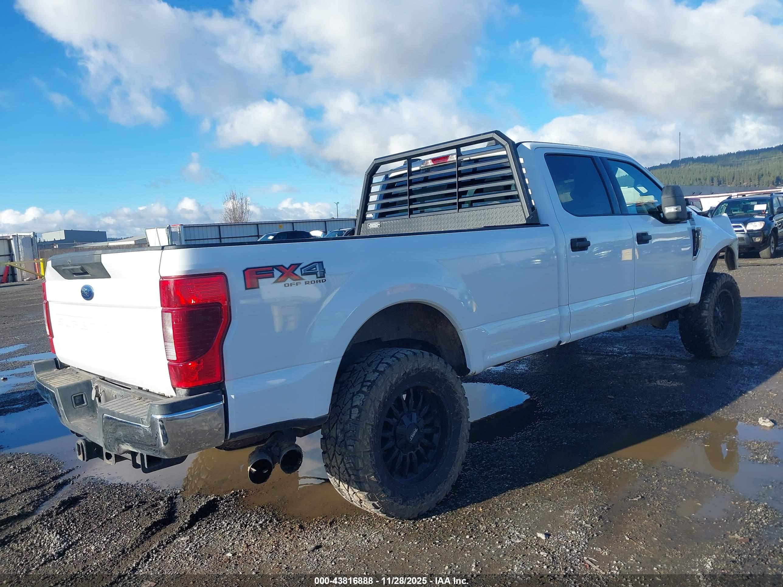 FORD F-350 image 4