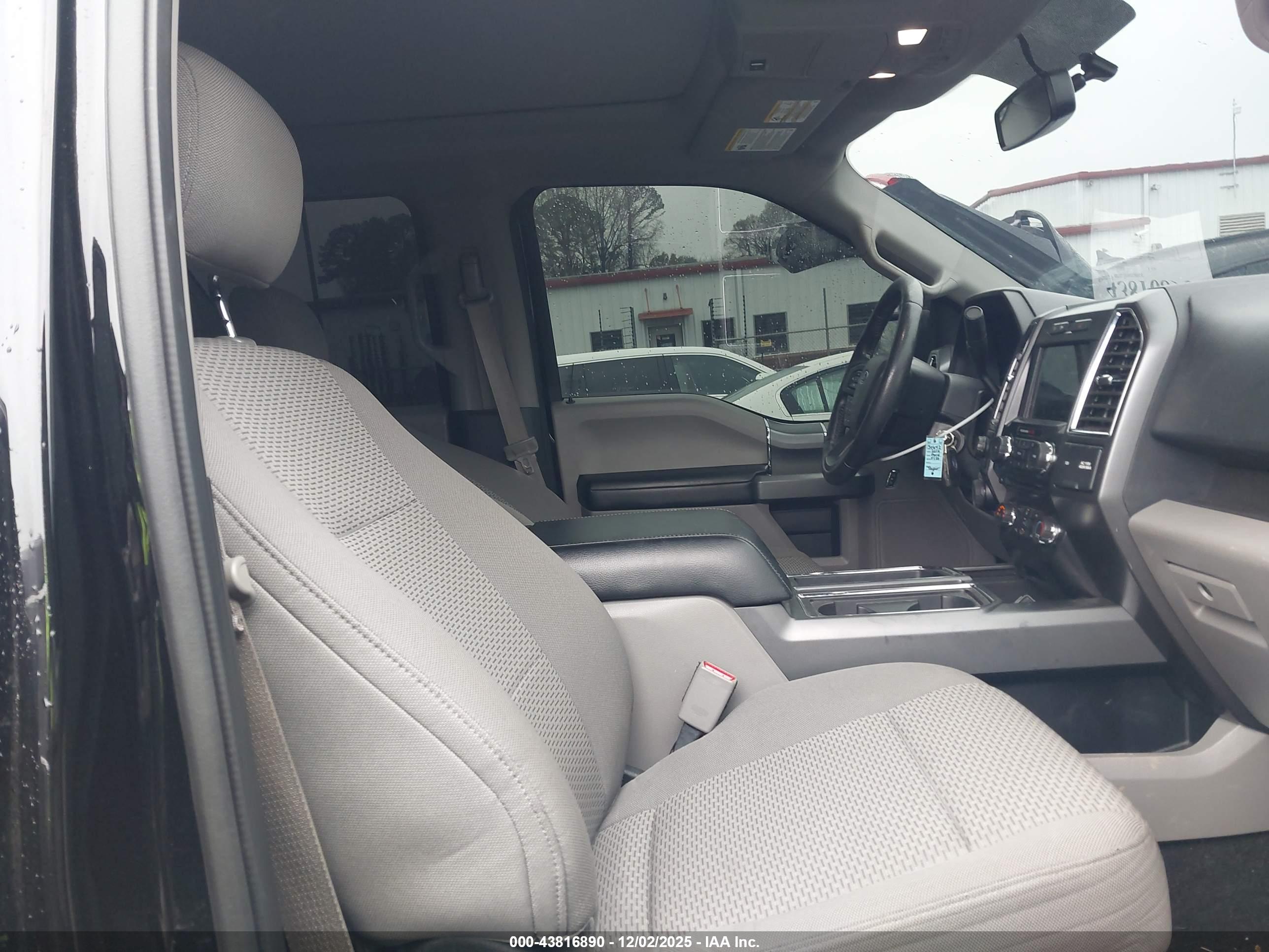FORD F-150 image 5
