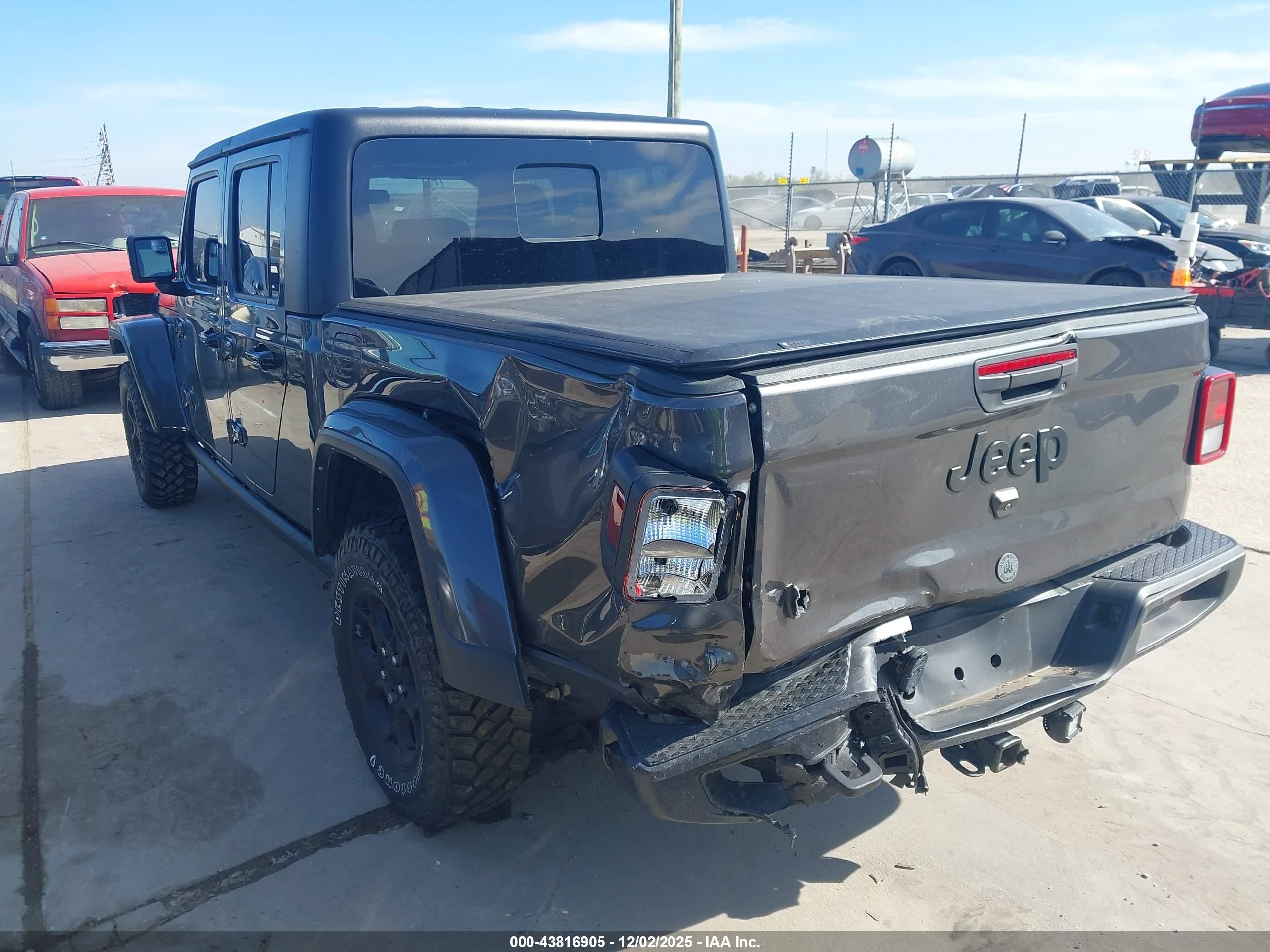 JEEP GLADIATOR image 3