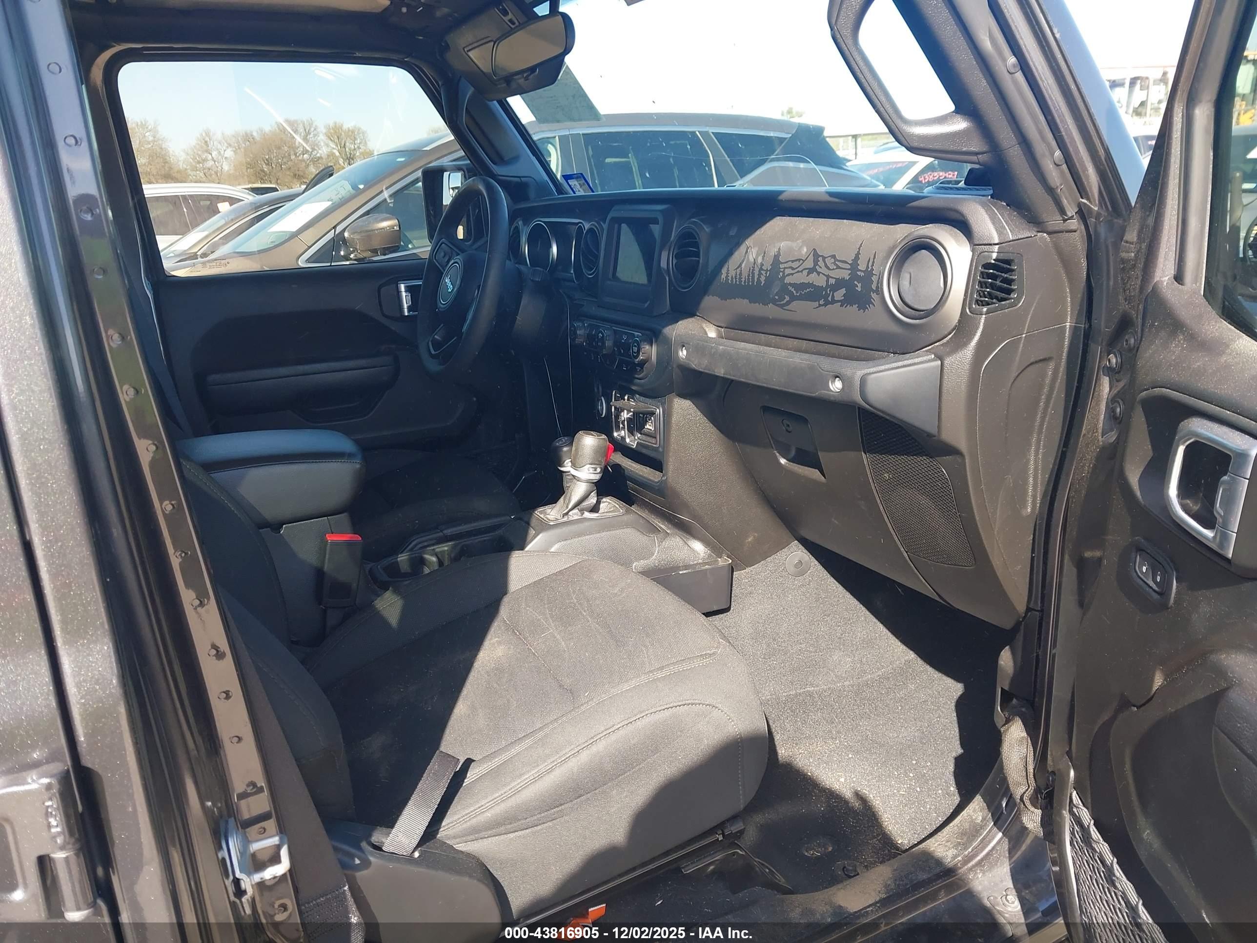 JEEP GLADIATOR image 5