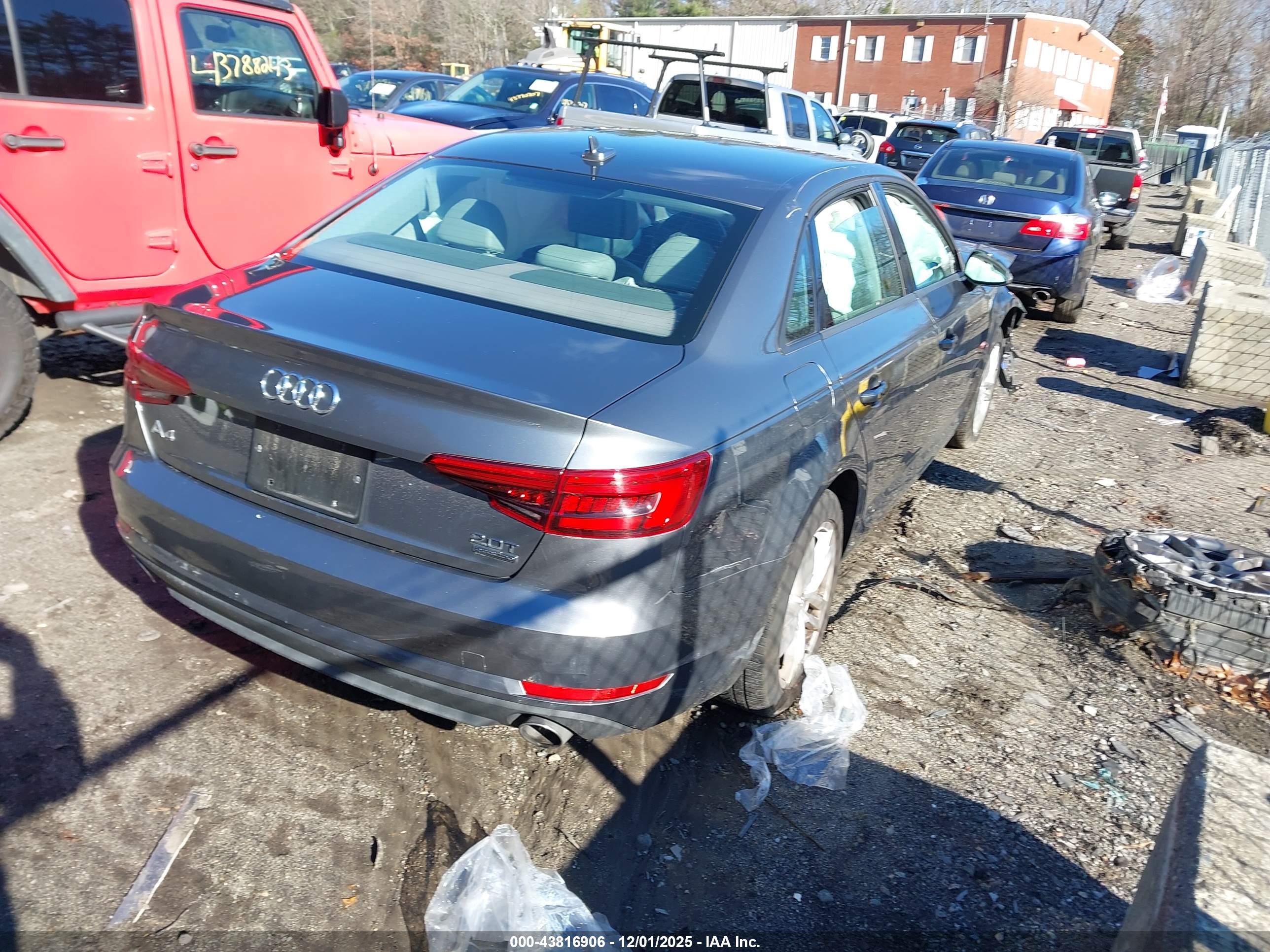 AUDI A4 image 4