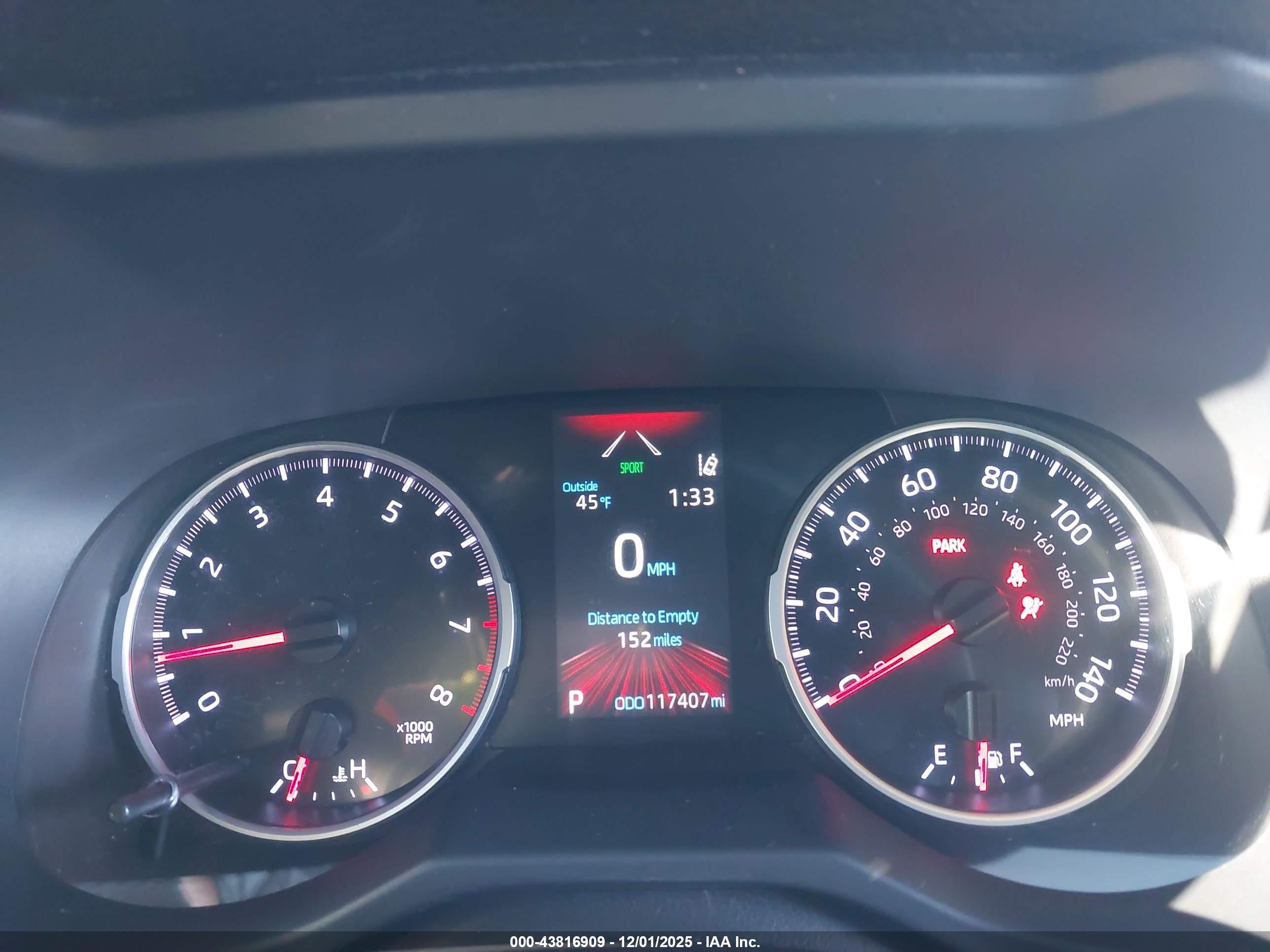 TOYOTA RAV4 image 7