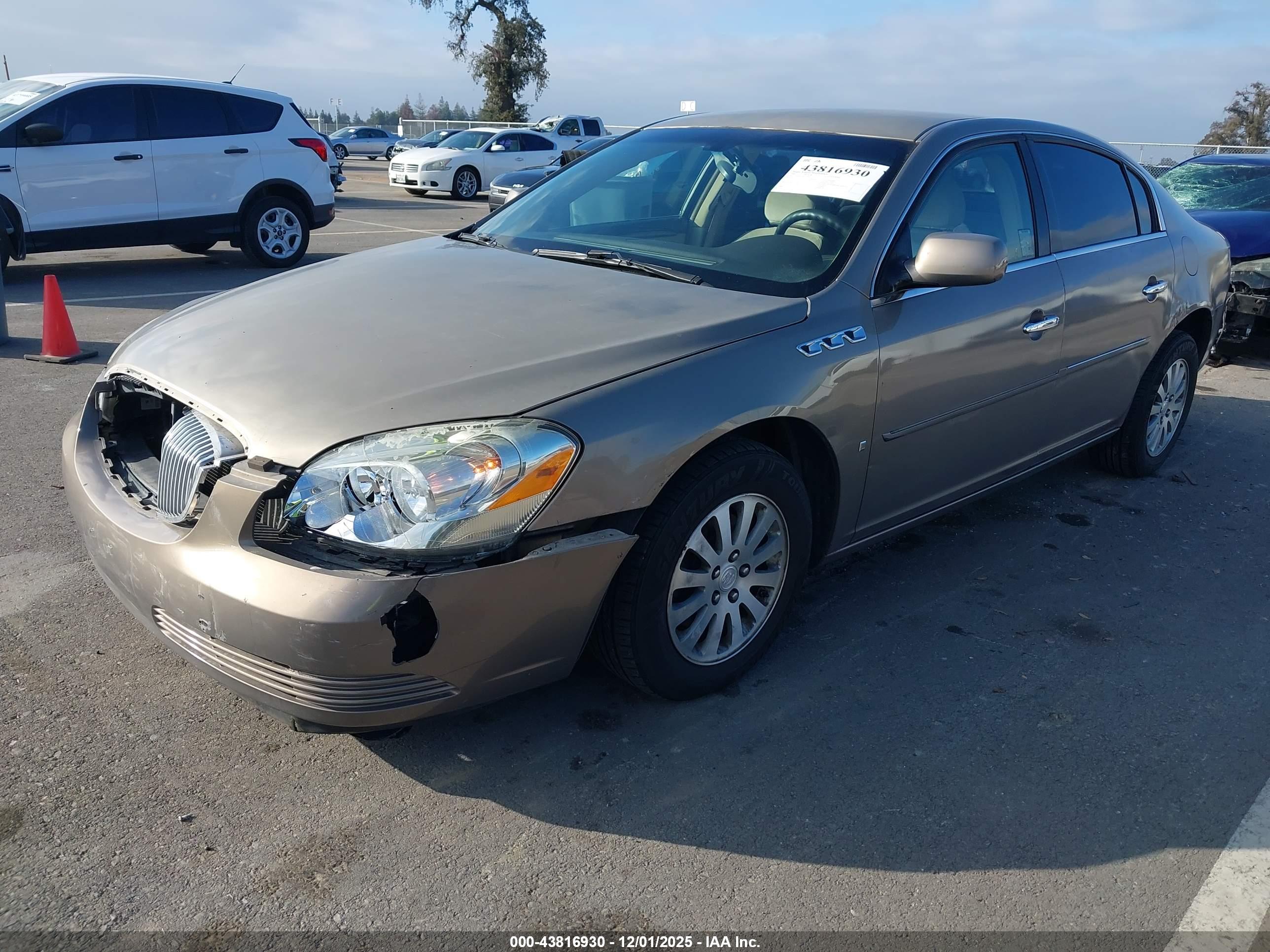 BUICK LUCERNE image 2
