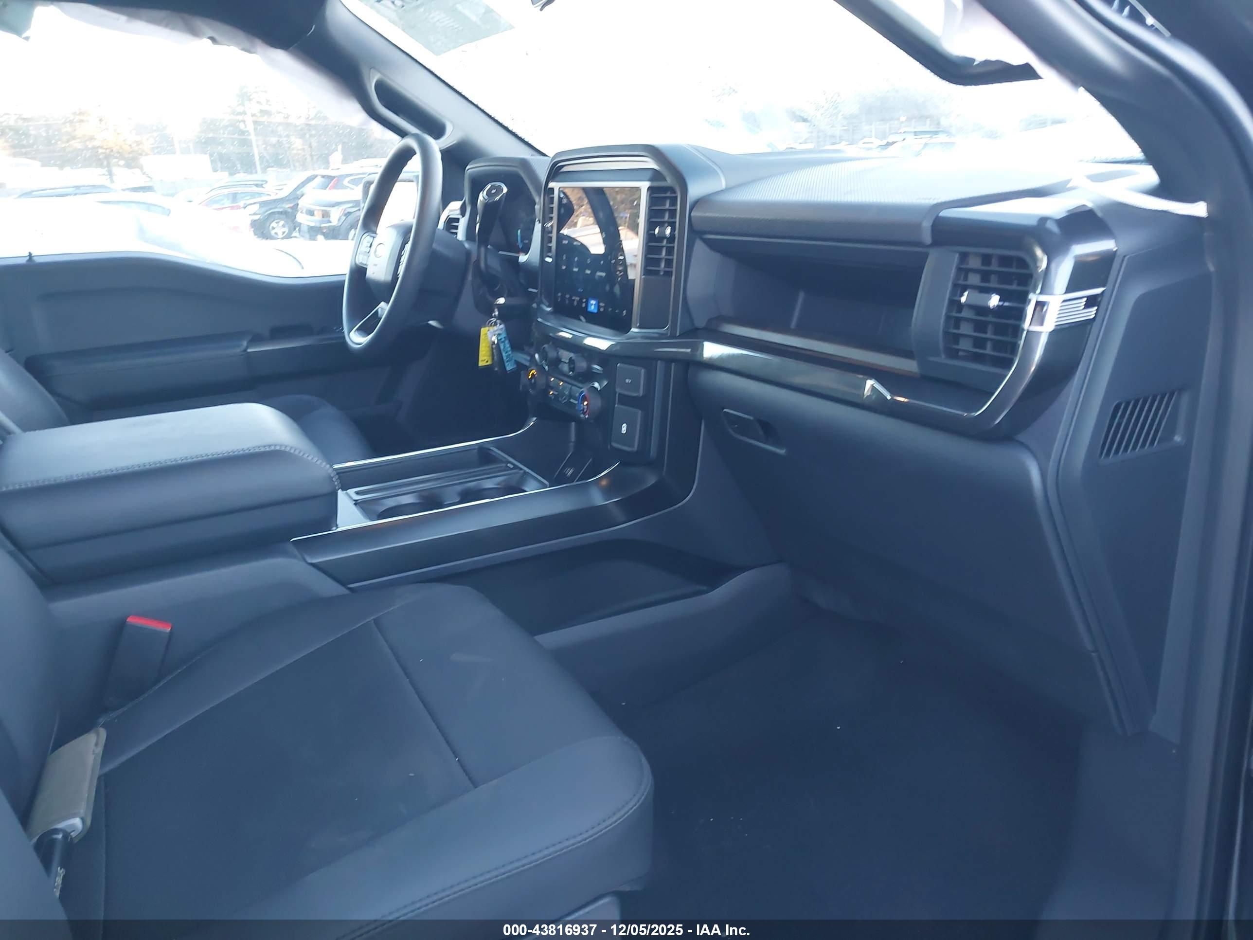 FORD F-150 image 5