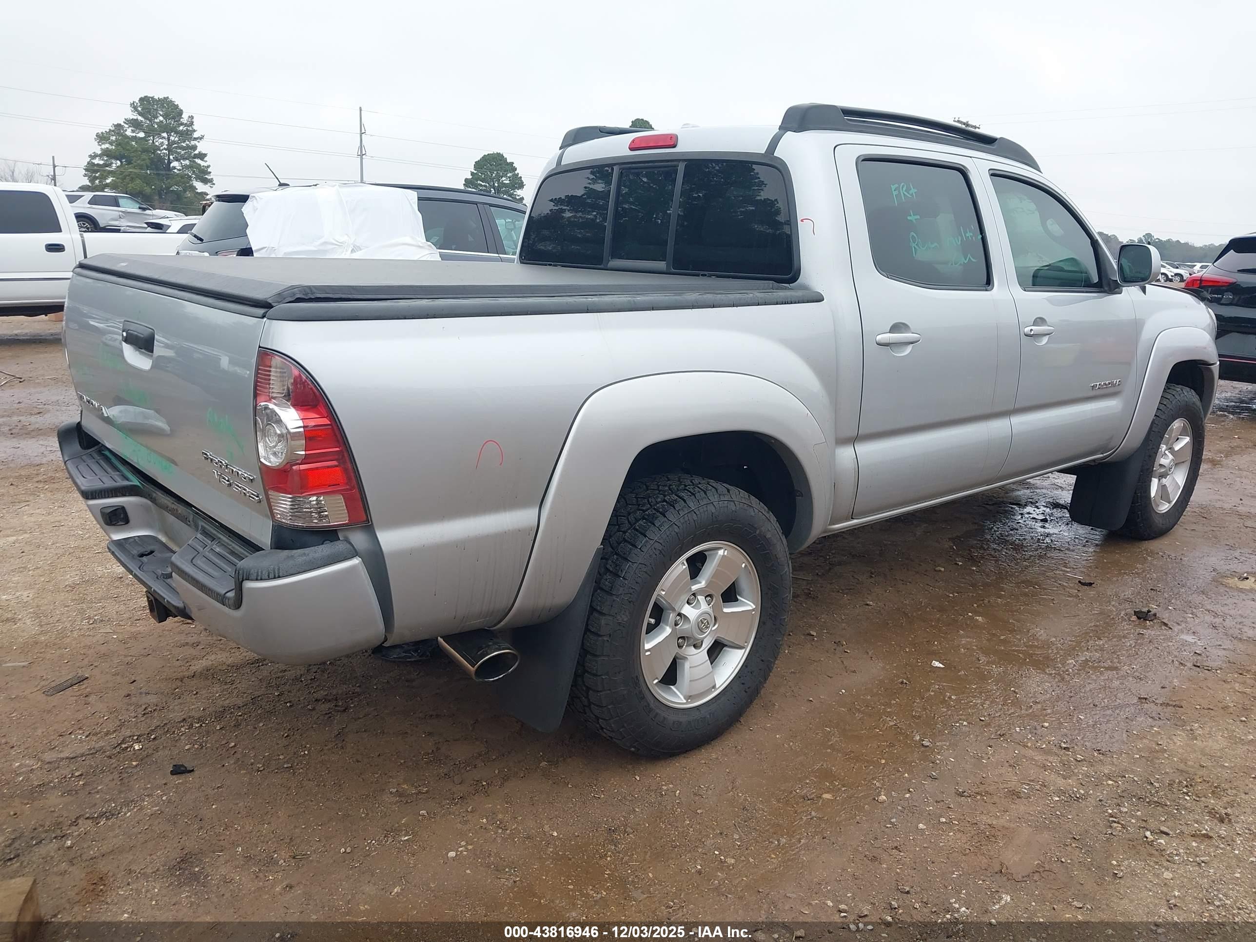 TOYOTA TACOMA image 4