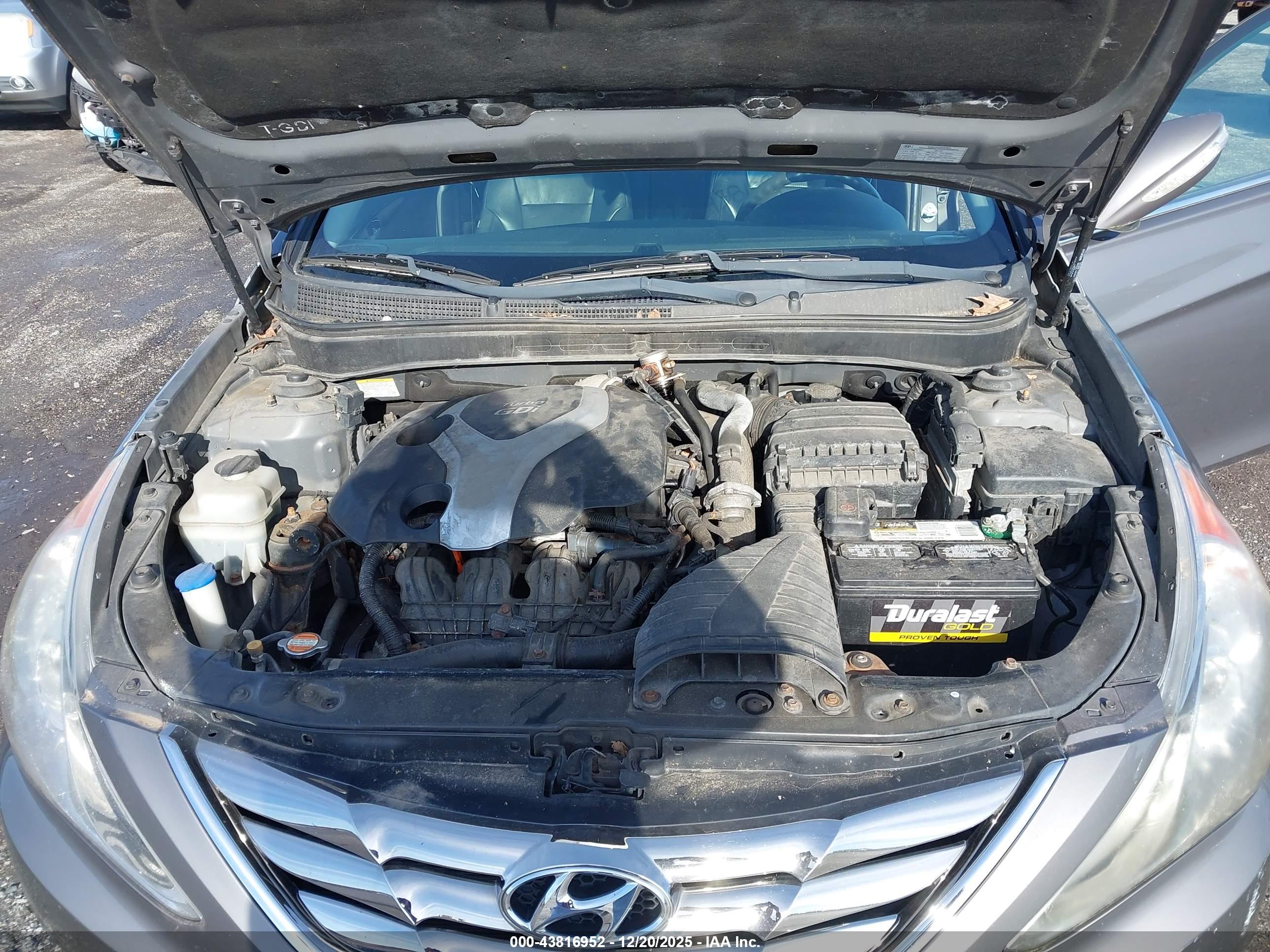 HYUNDAI SONATA image 10