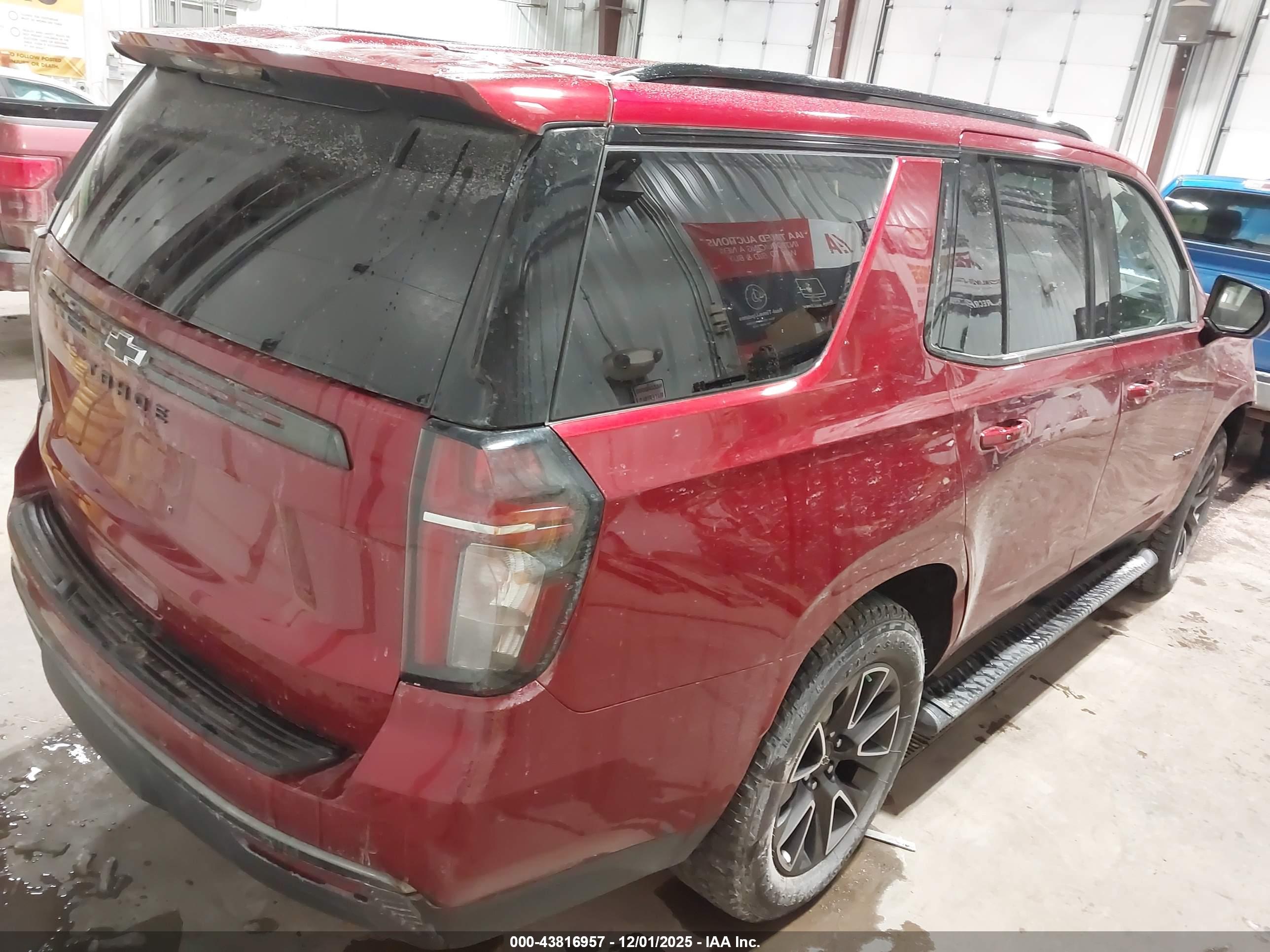 CHEVROLET TAHOE image 4