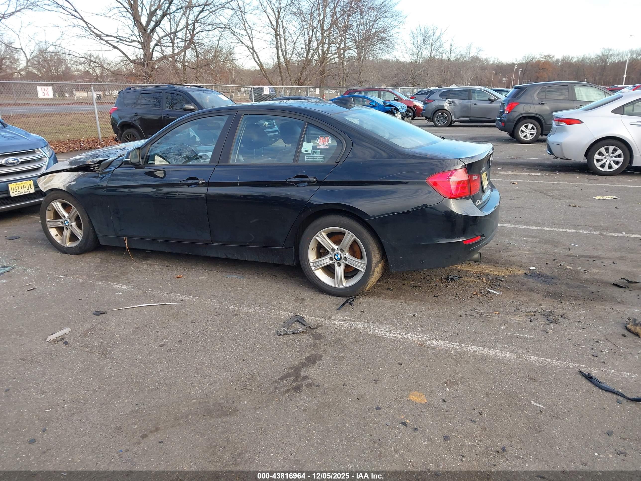 BMW 320I image 3