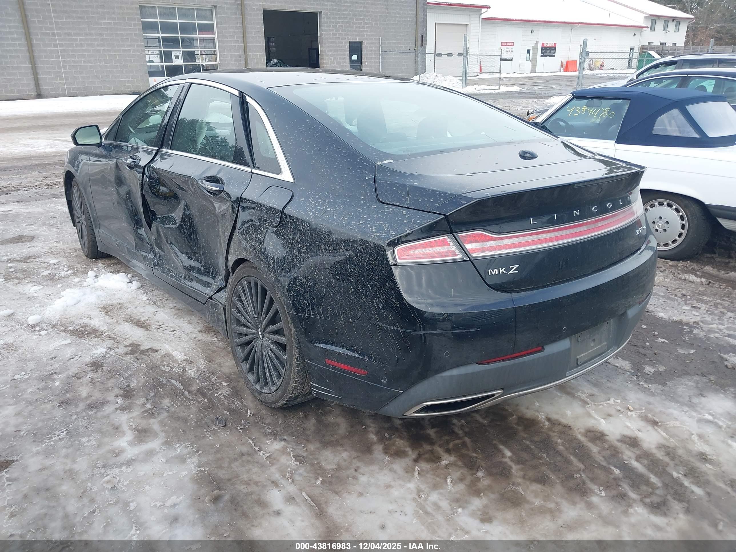 LINCOLN MKZ image 3
