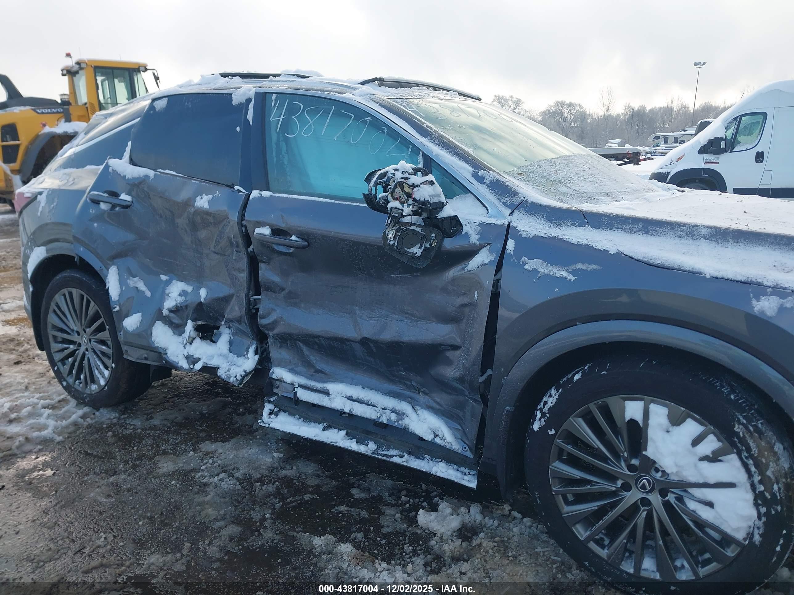 LEXUS RX image 6