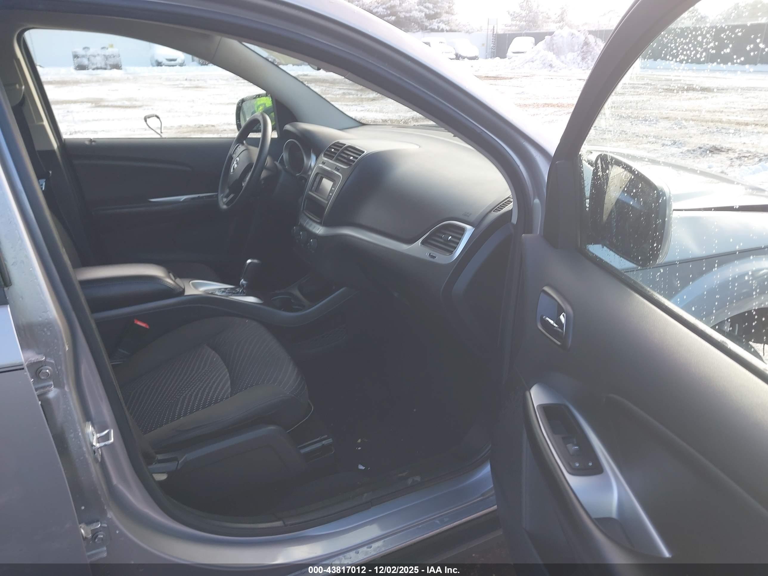 DODGE JOURNEY image 5