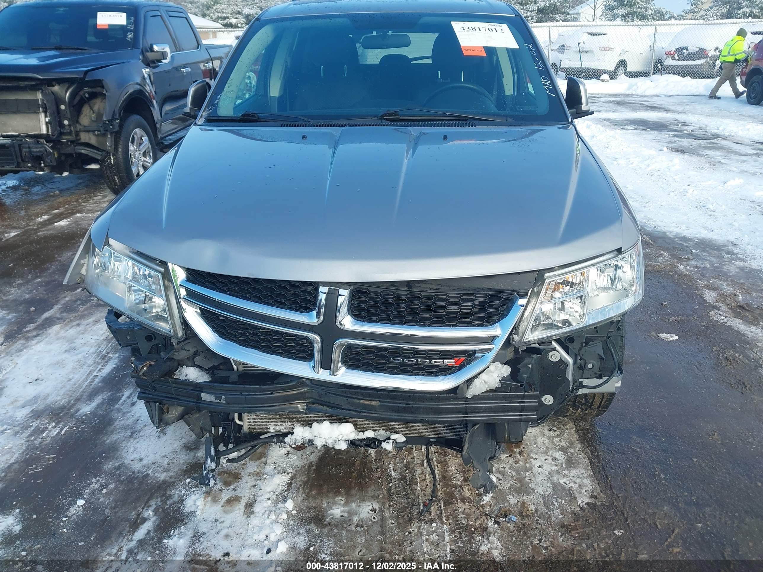DODGE JOURNEY image 6