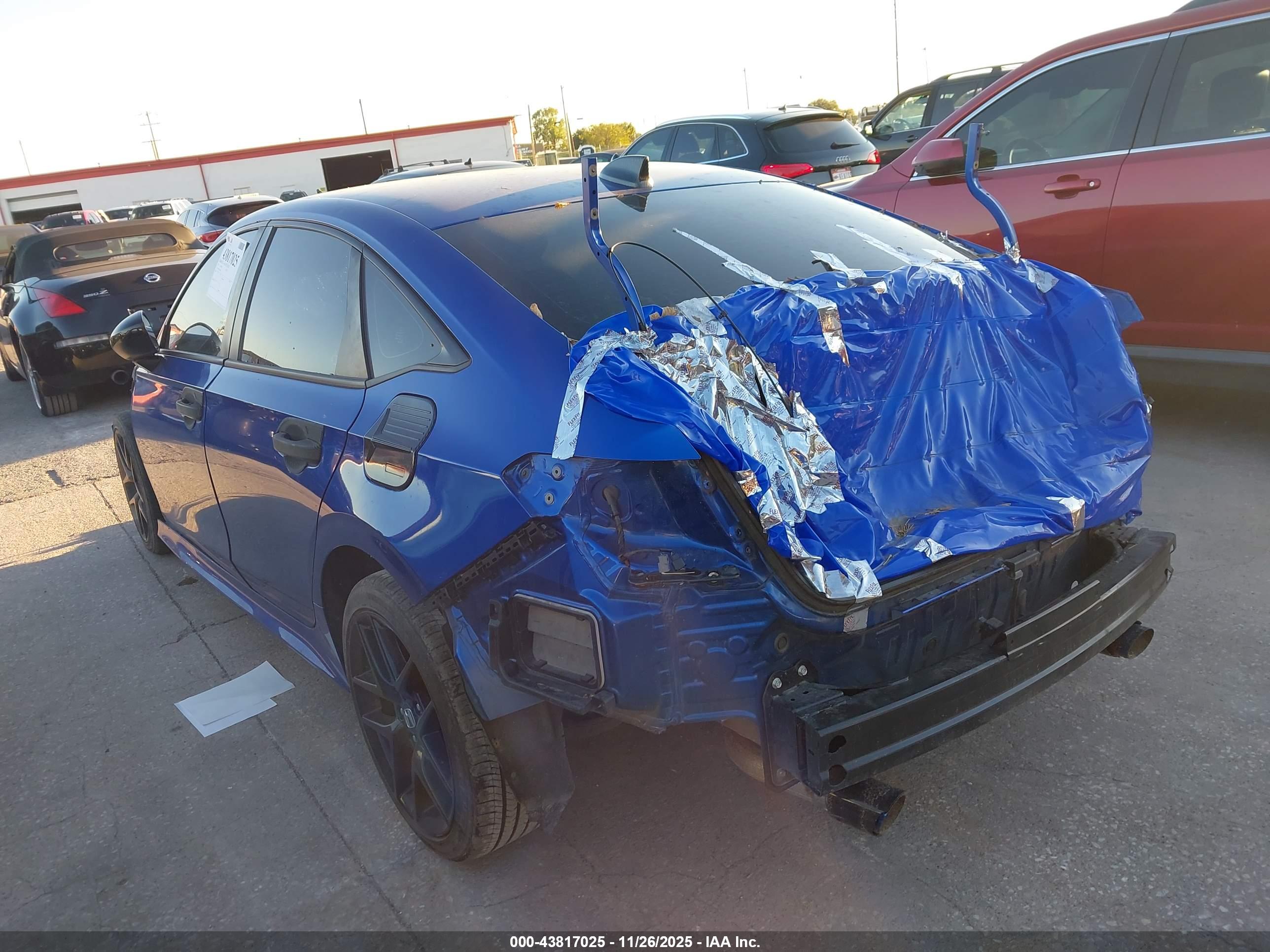 HONDA CIVIC image 3