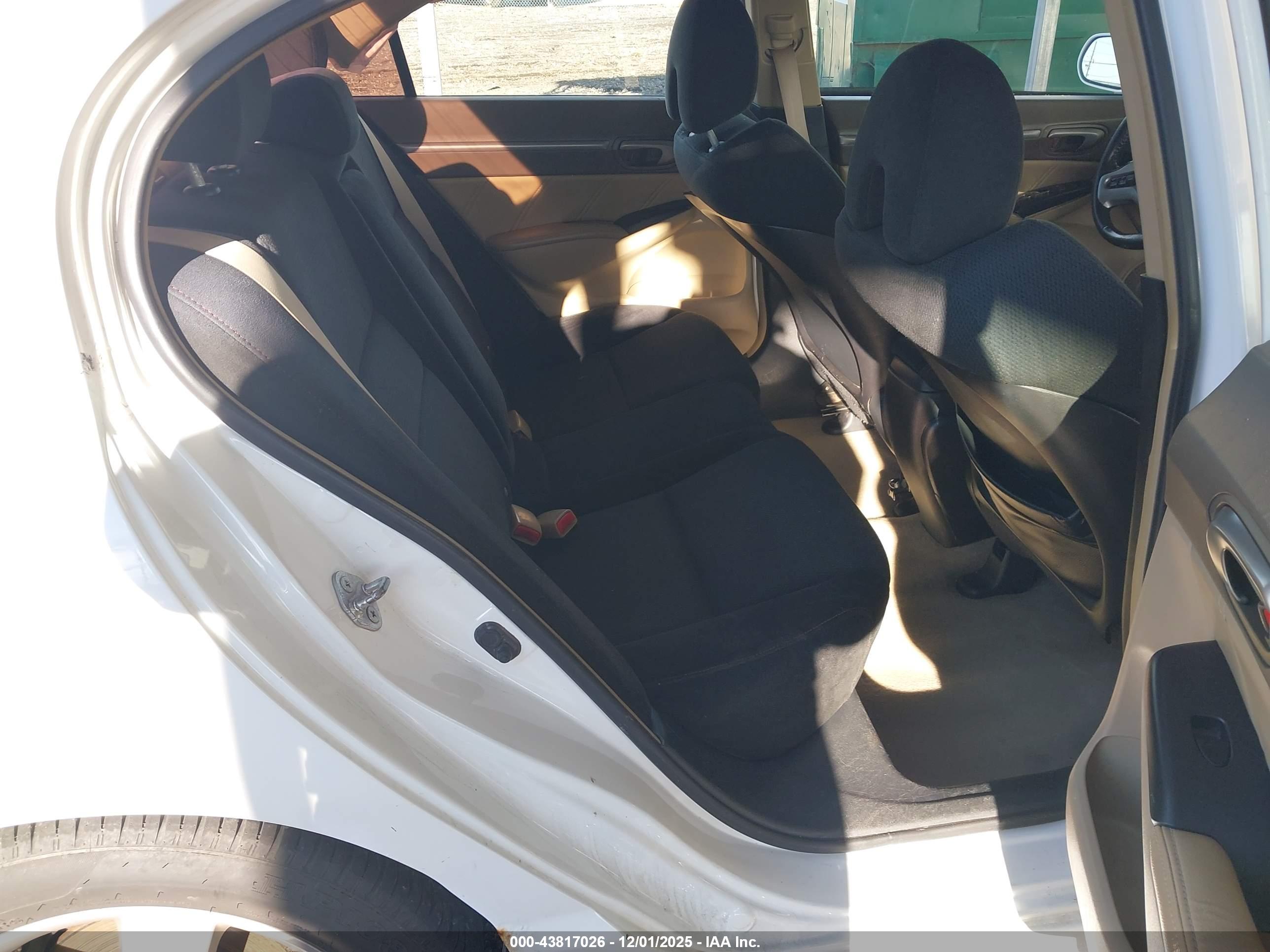 HONDA CIVIC image 8
