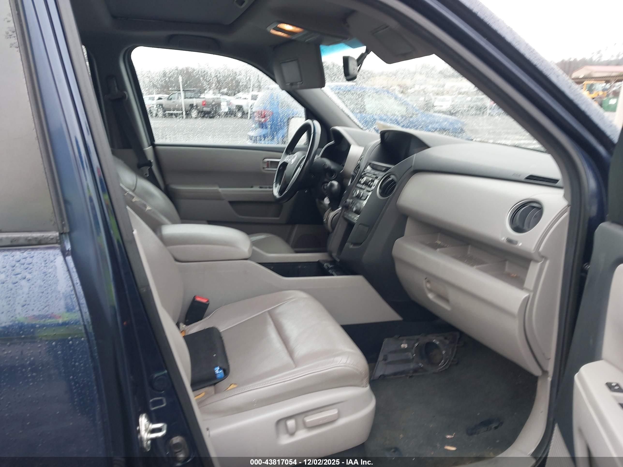 HONDA PILOT image 5