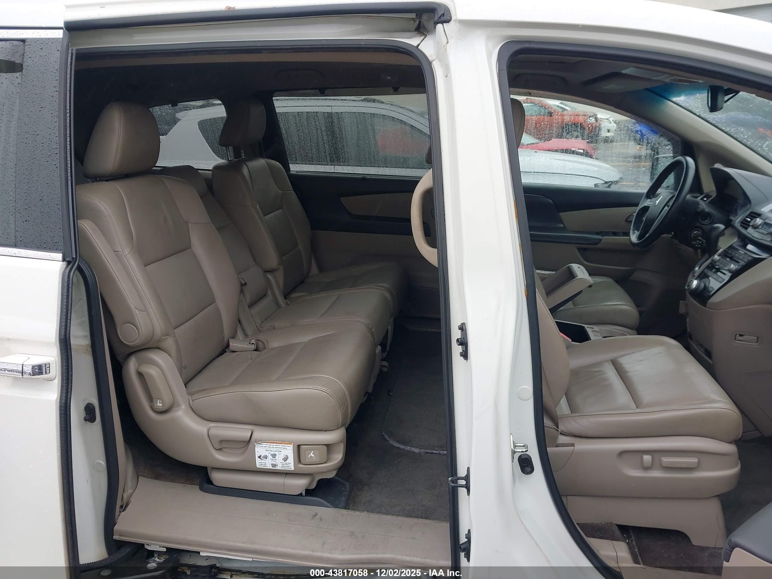 HONDA ODYSSEY image 8
