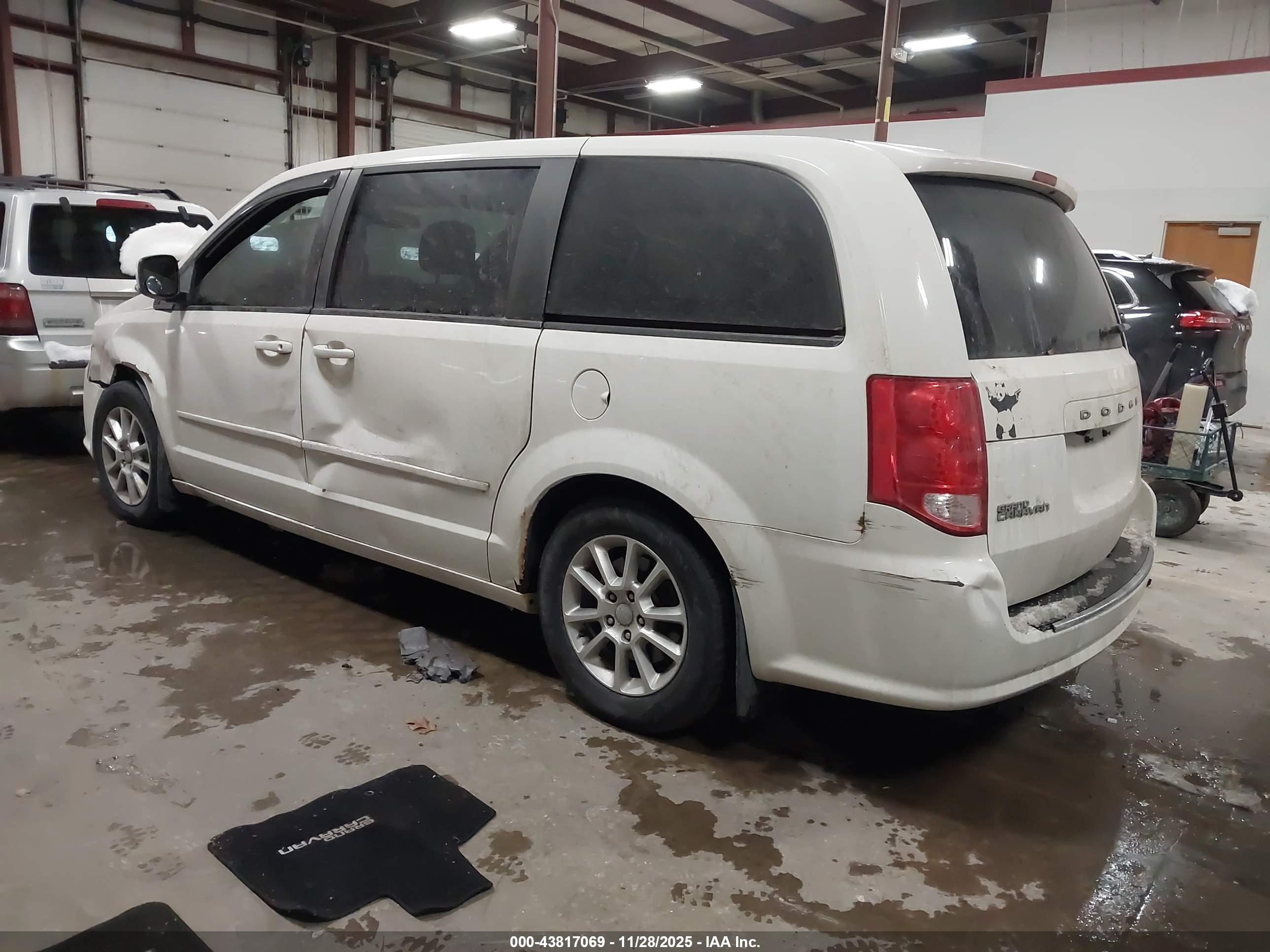 DODGE GRAND image 3
