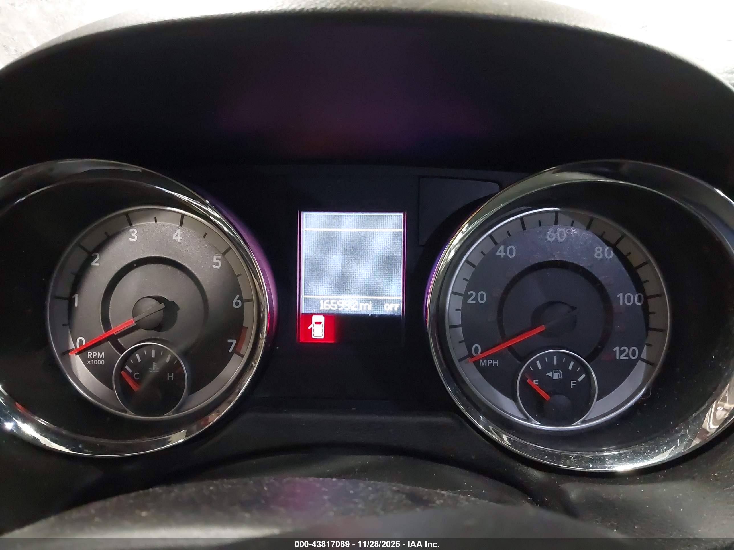 DODGE GRAND image 7