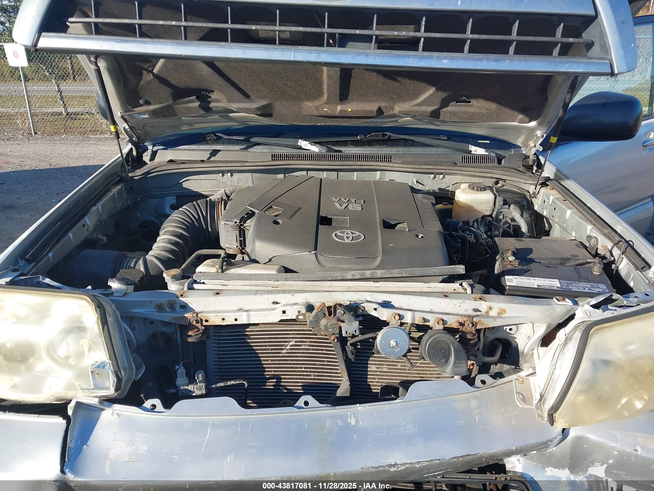 TOYOTA 4RUNNER image 10