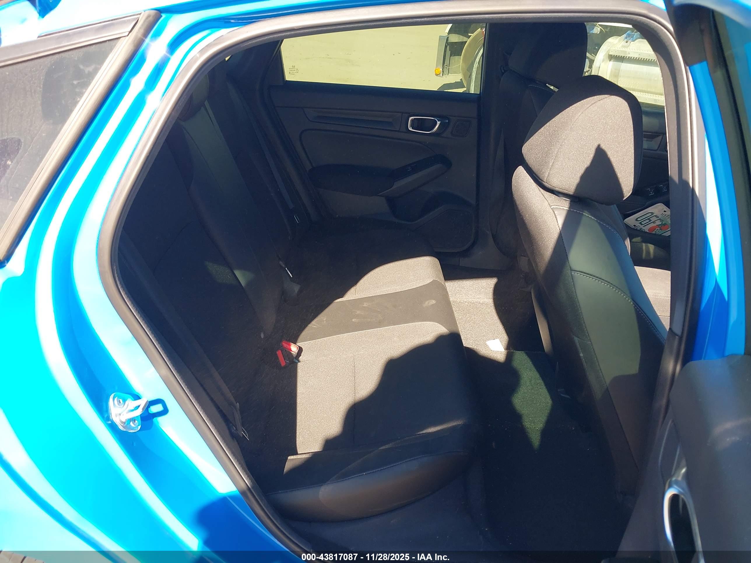 HONDA CIVIC image 8