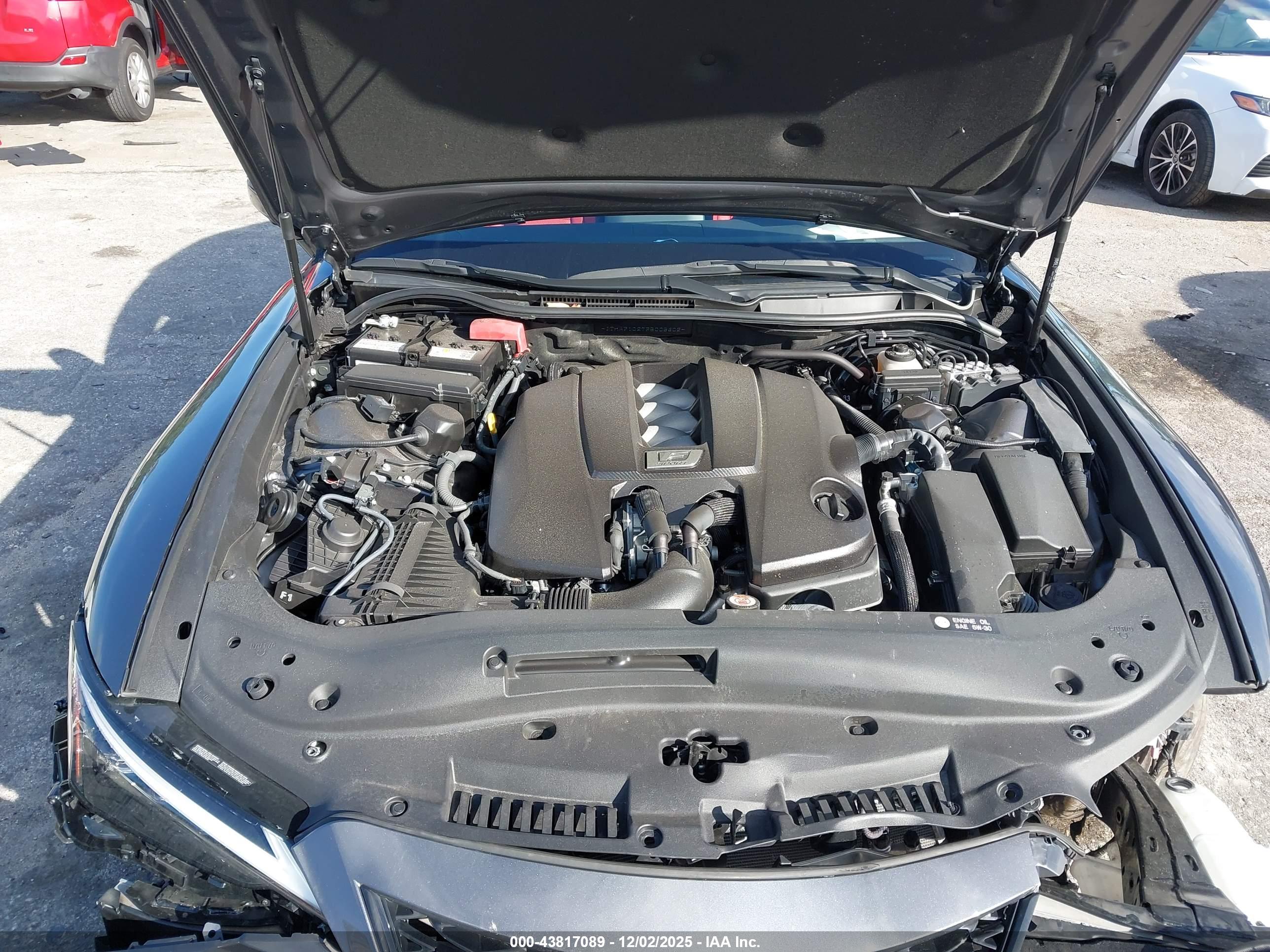 LEXUS IS image 10